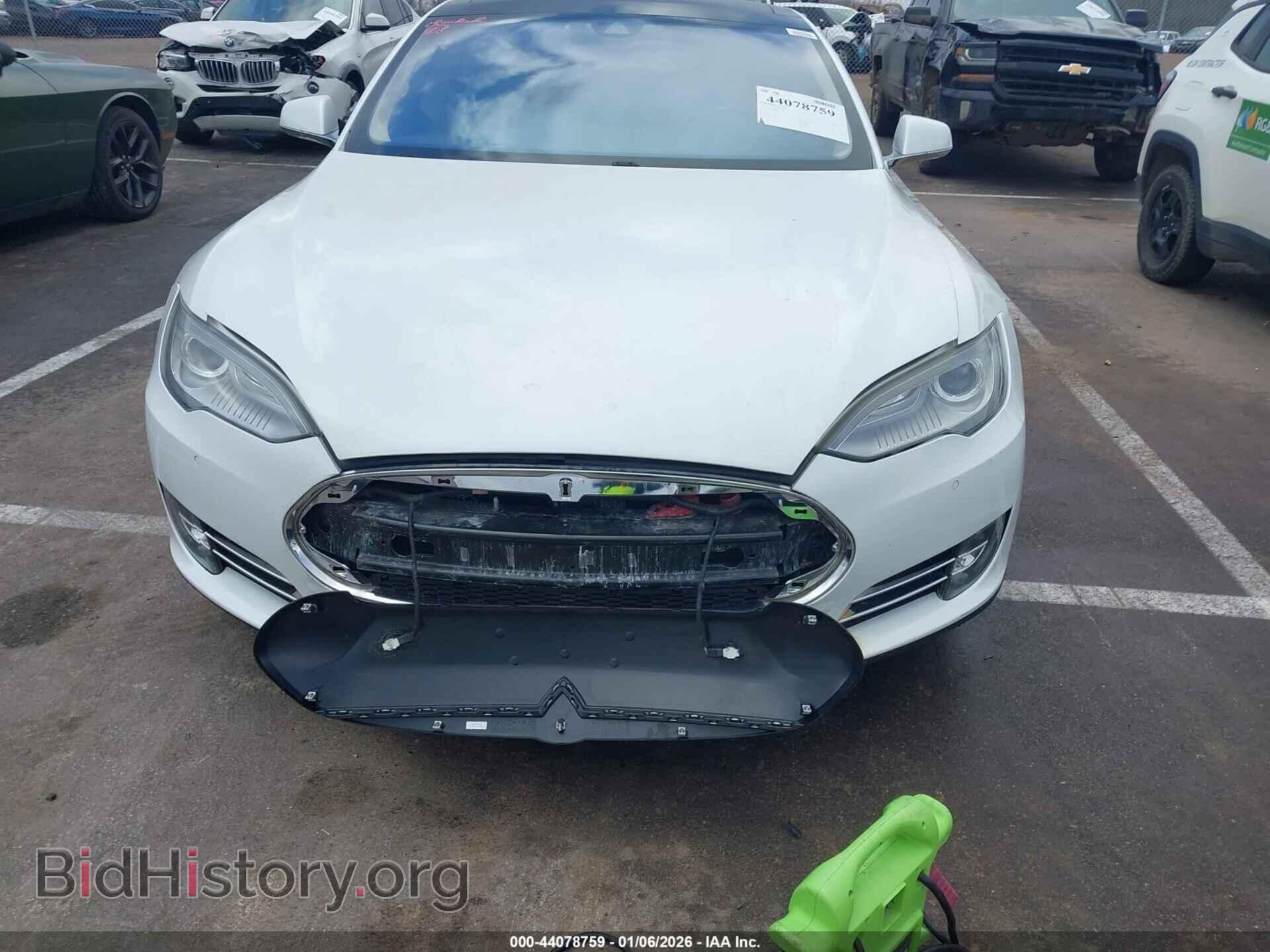 2015 TESLA MODEL S - VIN: 5YJSA1H13FFP74021 - Фото 12