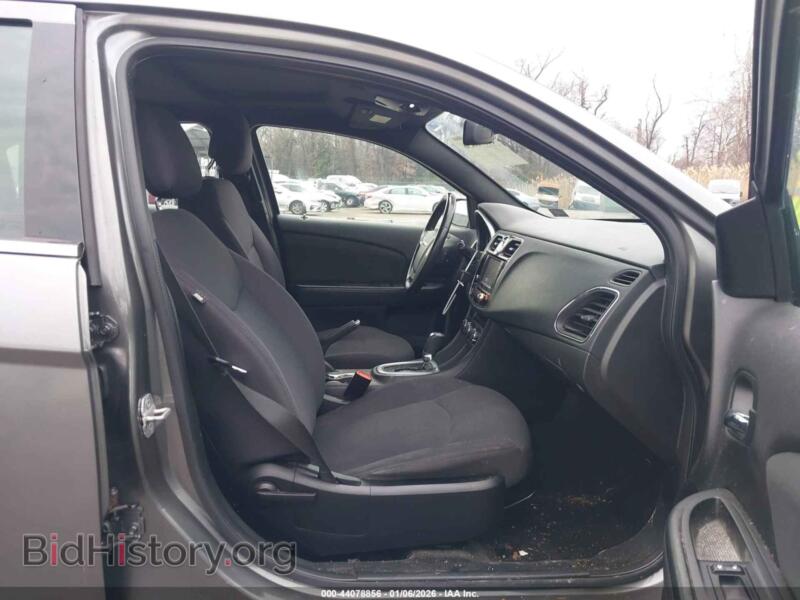 2012 Chrysler 200 (VIN 1C3CCBBB0CN226436) — photo 5 of 17
