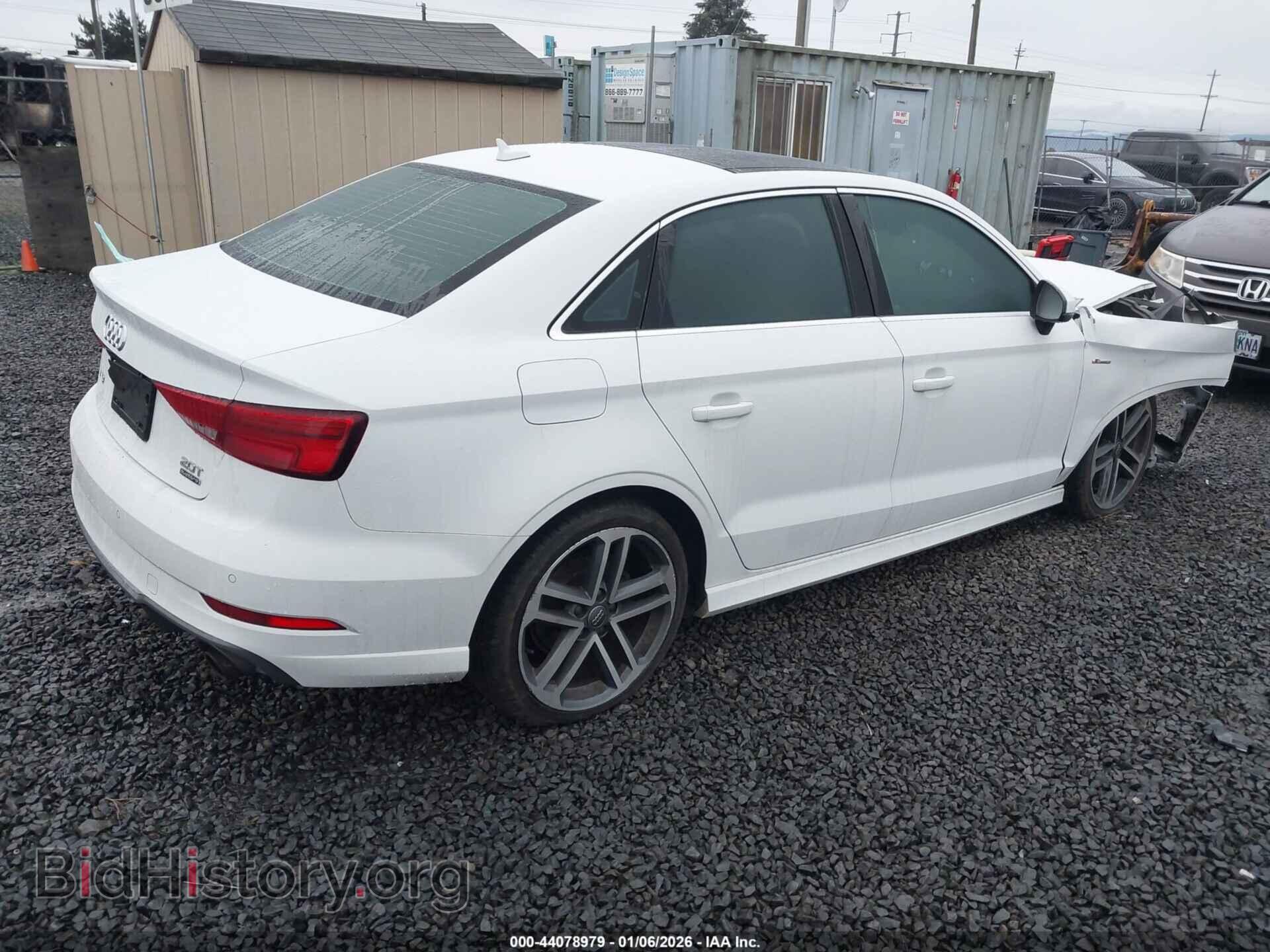 2017 AUDI A3 - VIN: WAUJ8GFF1H1036400 - Фото 4