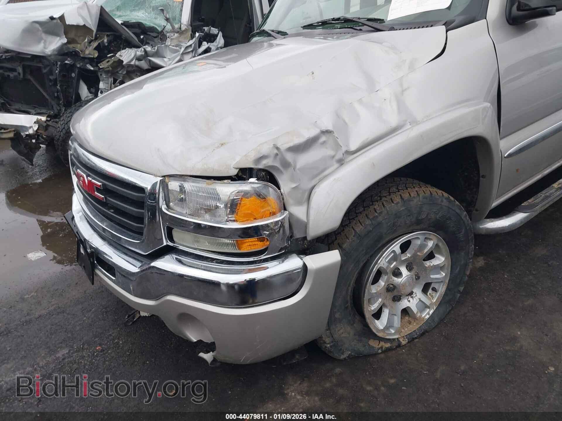 2005 GMC SIERRA 1500 - VIN: 2GTEK19BX51365680 - Фото 6
