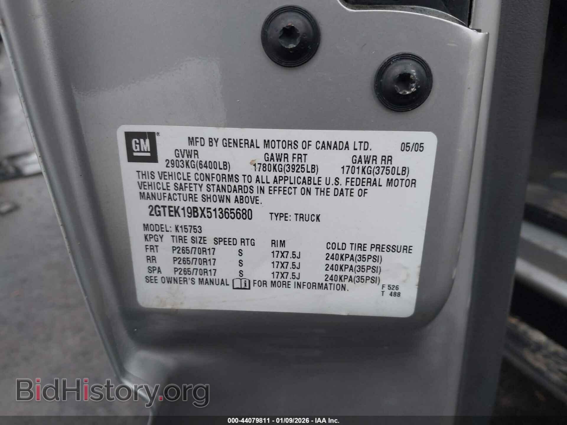 2005 GMC SIERRA 1500 - VIN: 2GTEK19BX51365680 - Фото 9