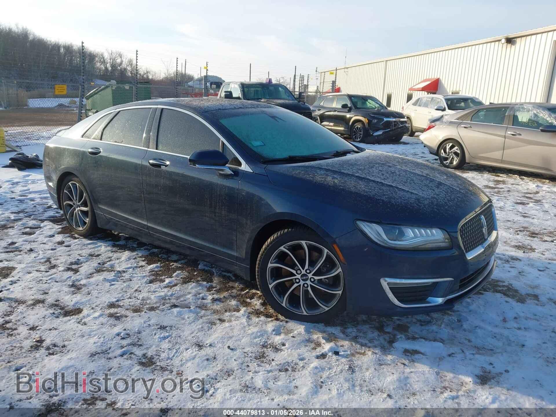 Photo 3LN6L5FC3HR644390 - LINCOLN MKZ 2017