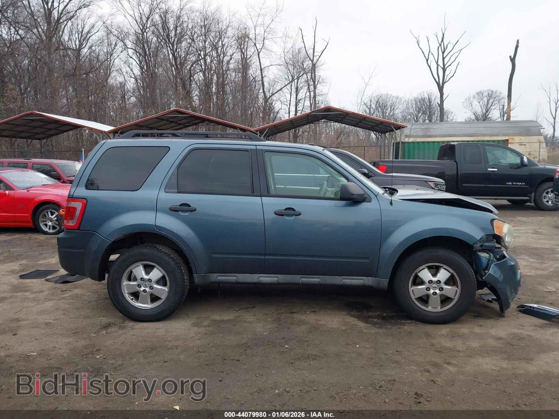 2011 FORD ESCAPE - VIN: 1FMCU0DG2BKB28557 - Фото 14