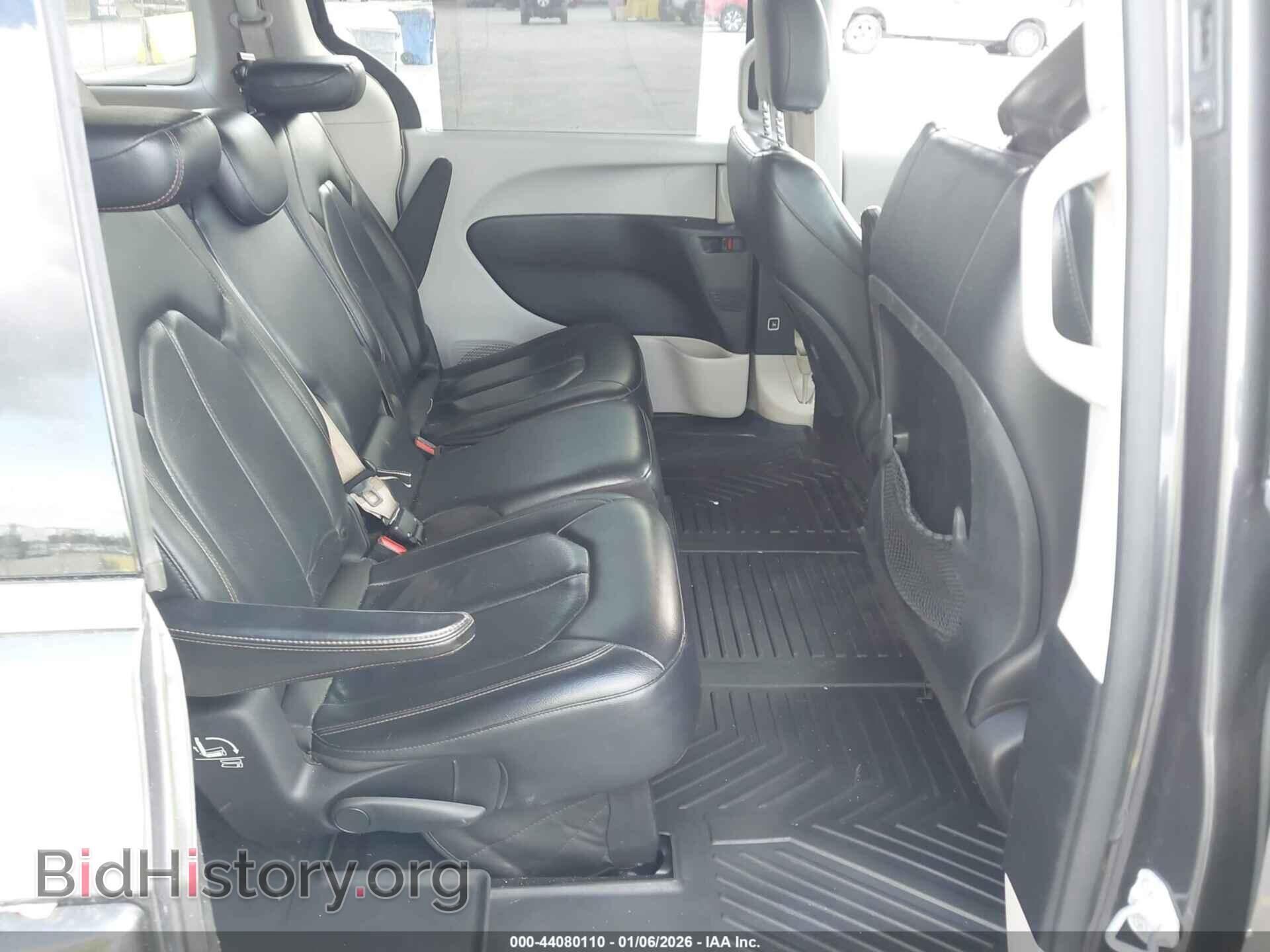 2019 CHRYSLER PACIFICA - VIN: 2C4RC1BG9KR666636 - Фото 8