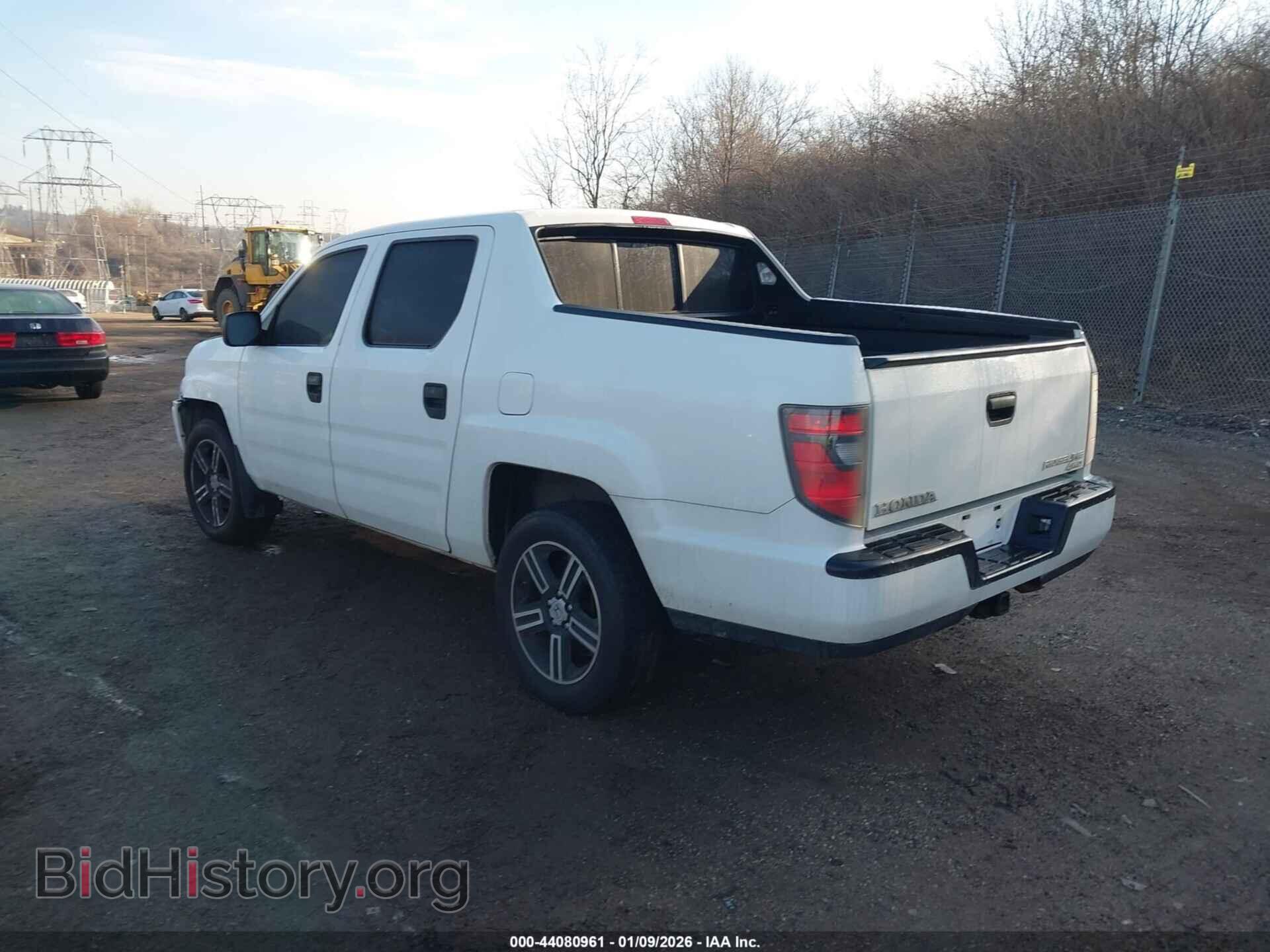 2012 HONDA RIDGELINE - VIN: 5FPYK1F72CB002336 - Фото 3