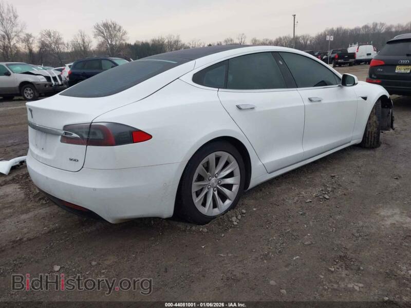 2016 Tesla MODEL S (VIN 5YJSA1E26GF167674) — фото 4 из 17