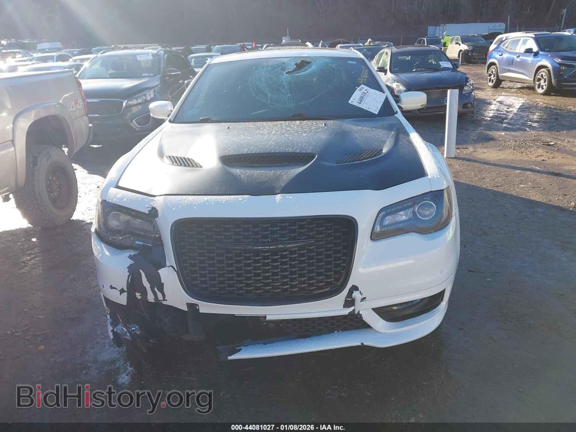 2017 CHRYSLER 300 - VIN: 2C3CCAGG7HH627092 - Фото 12