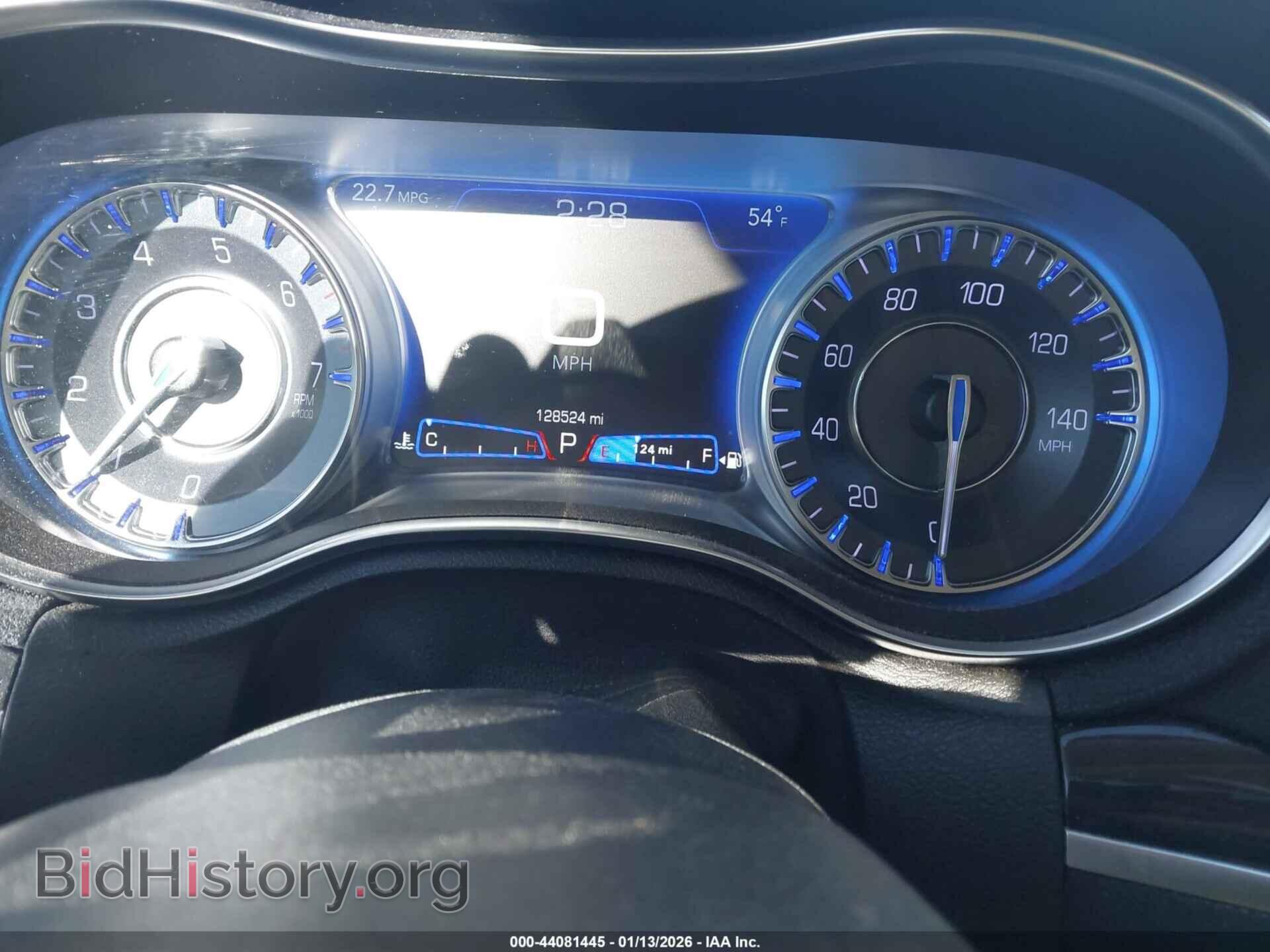 2019 CHRYSLER 300 - VIN: 2C3CCAEG8KH698120 - Фото 7