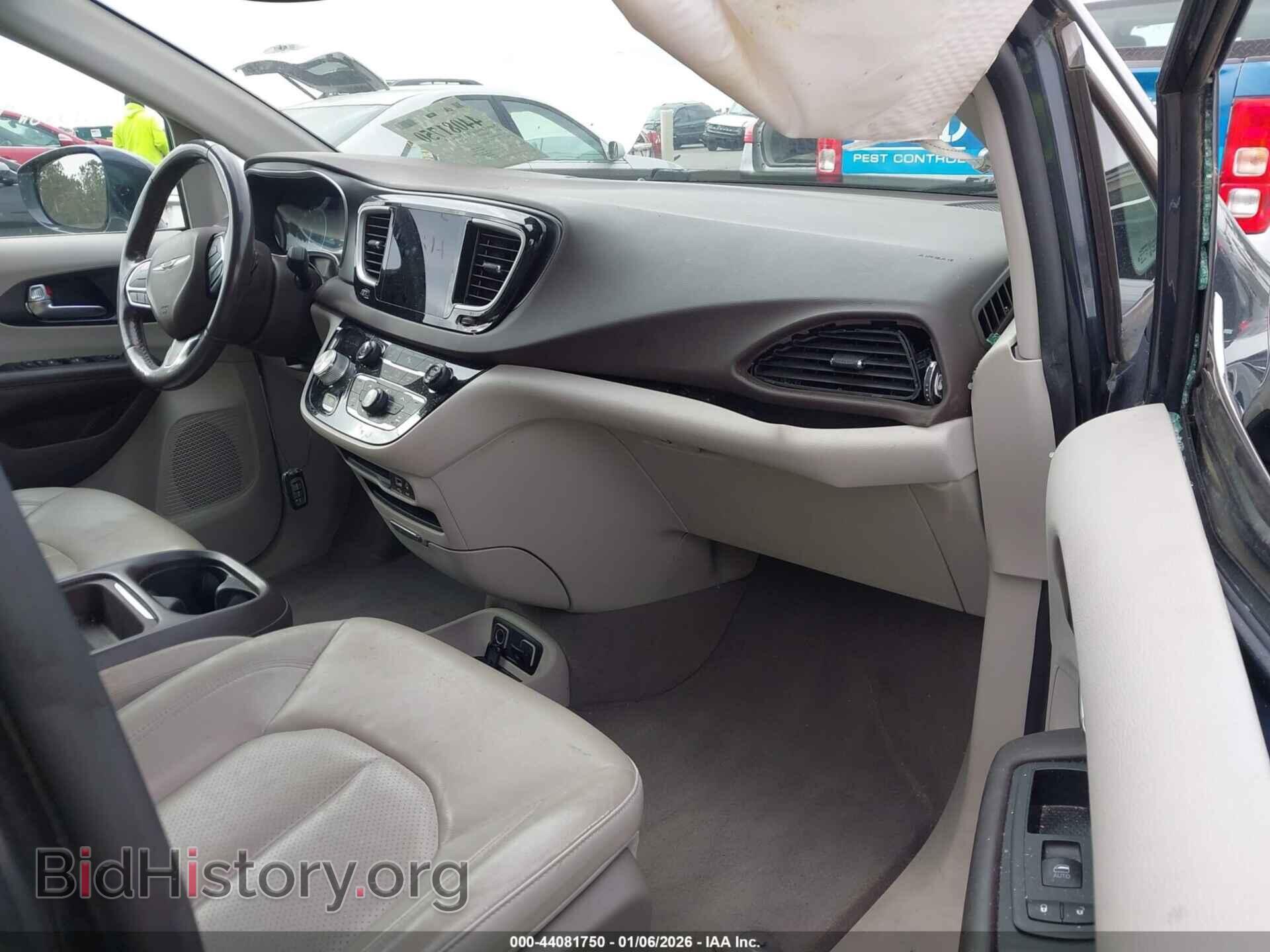 2020 CHRYSLER PACIFICA - VIN: 2C4RC1BGXLR121305 - Фото 5