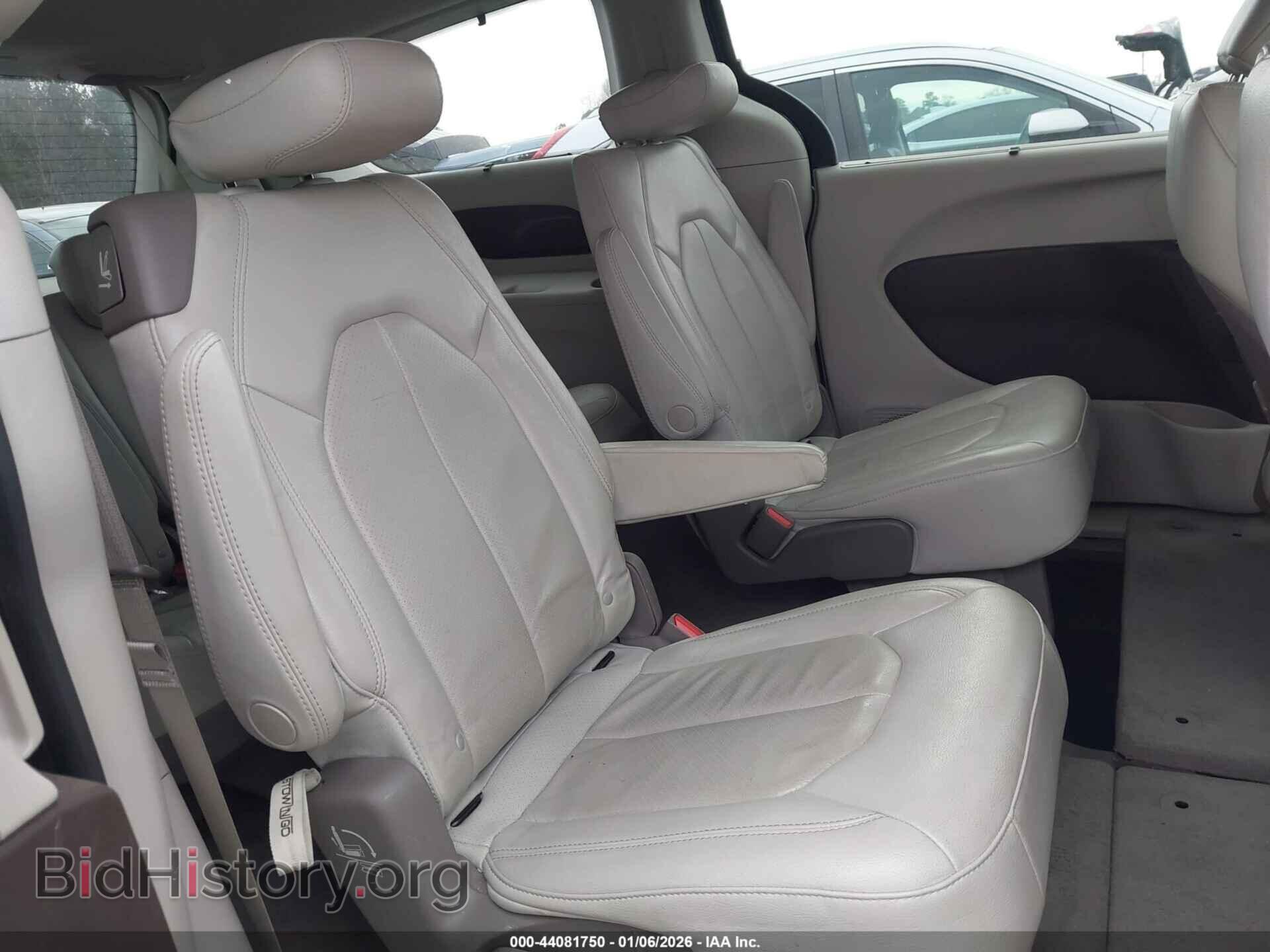 2020 CHRYSLER PACIFICA - VIN: 2C4RC1BGXLR121305 - Фото 8