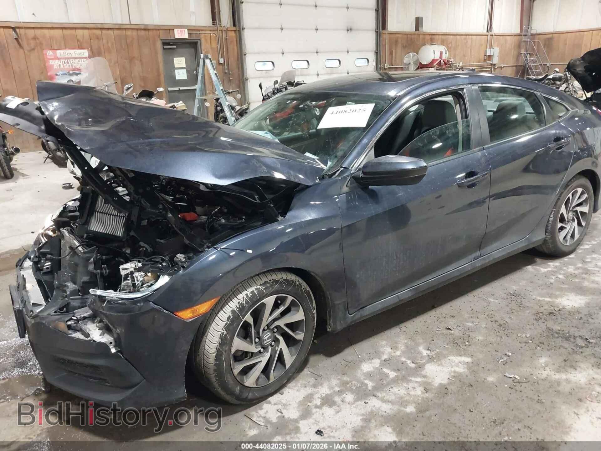 2018 HONDA CIVIC - VIN: 2HGFC2F70JH525317 - Фото 2
