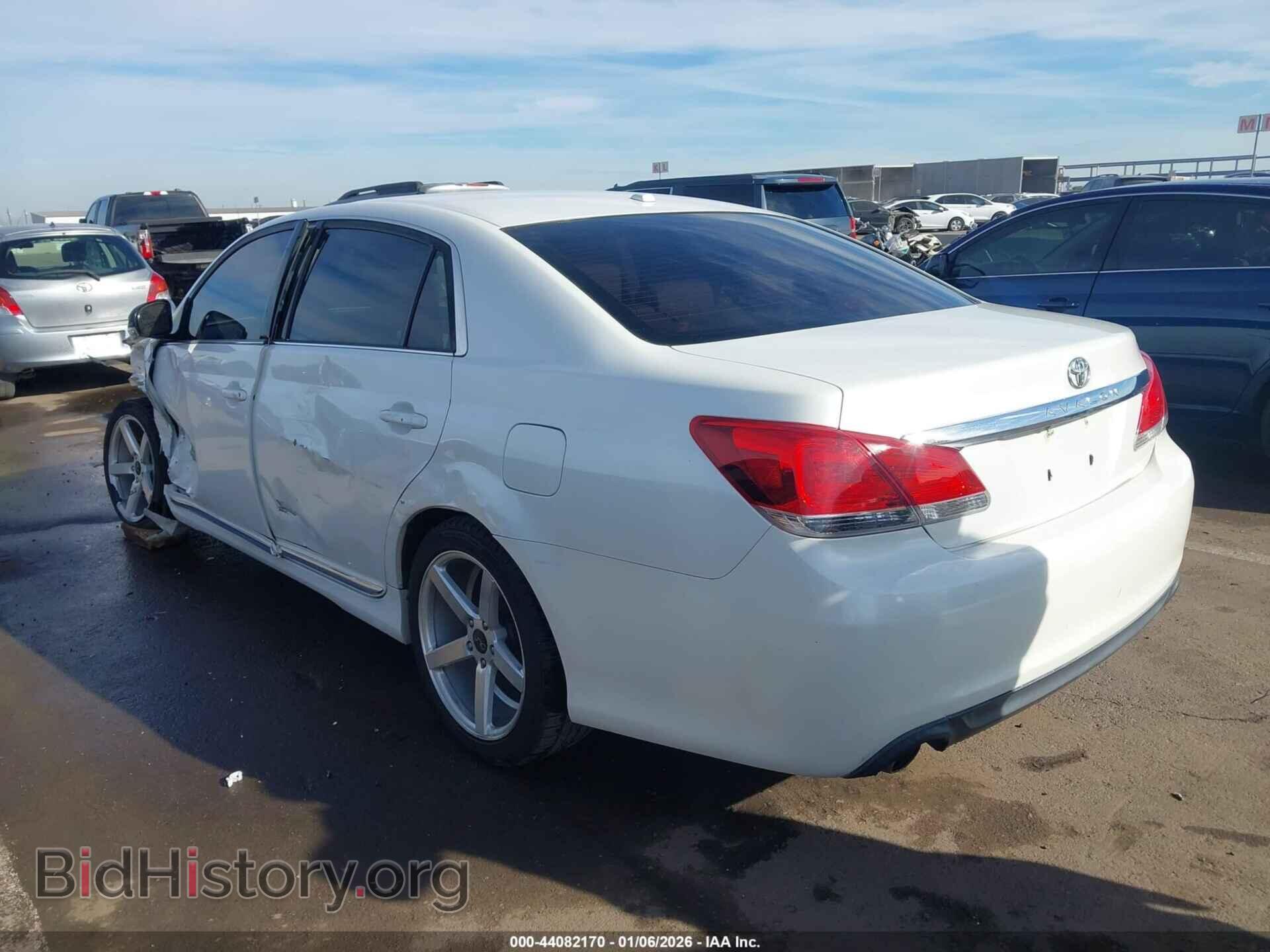 2011 TOYOTA AVALON - VIN: 4T1BK3DB1BU373037 - Фото 3