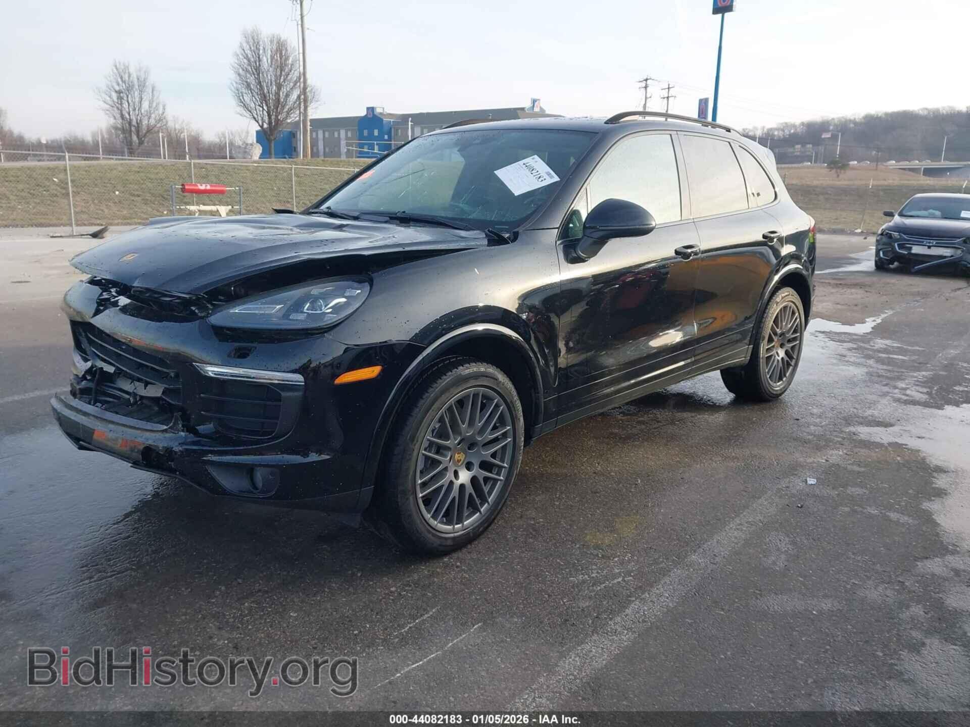 2018 PORSCHE CAYENNE - VIN: WP1AA2A25JKA05325 - Фото 2