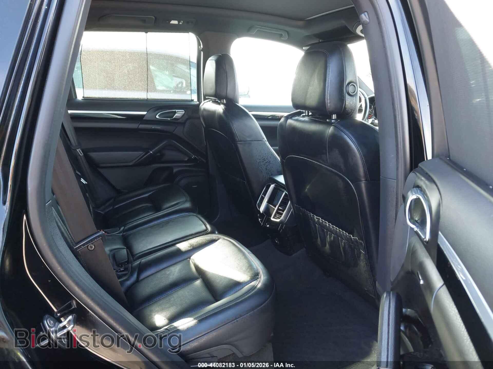 2018 PORSCHE CAYENNE - VIN: WP1AA2A25JKA05325 - Фото 8