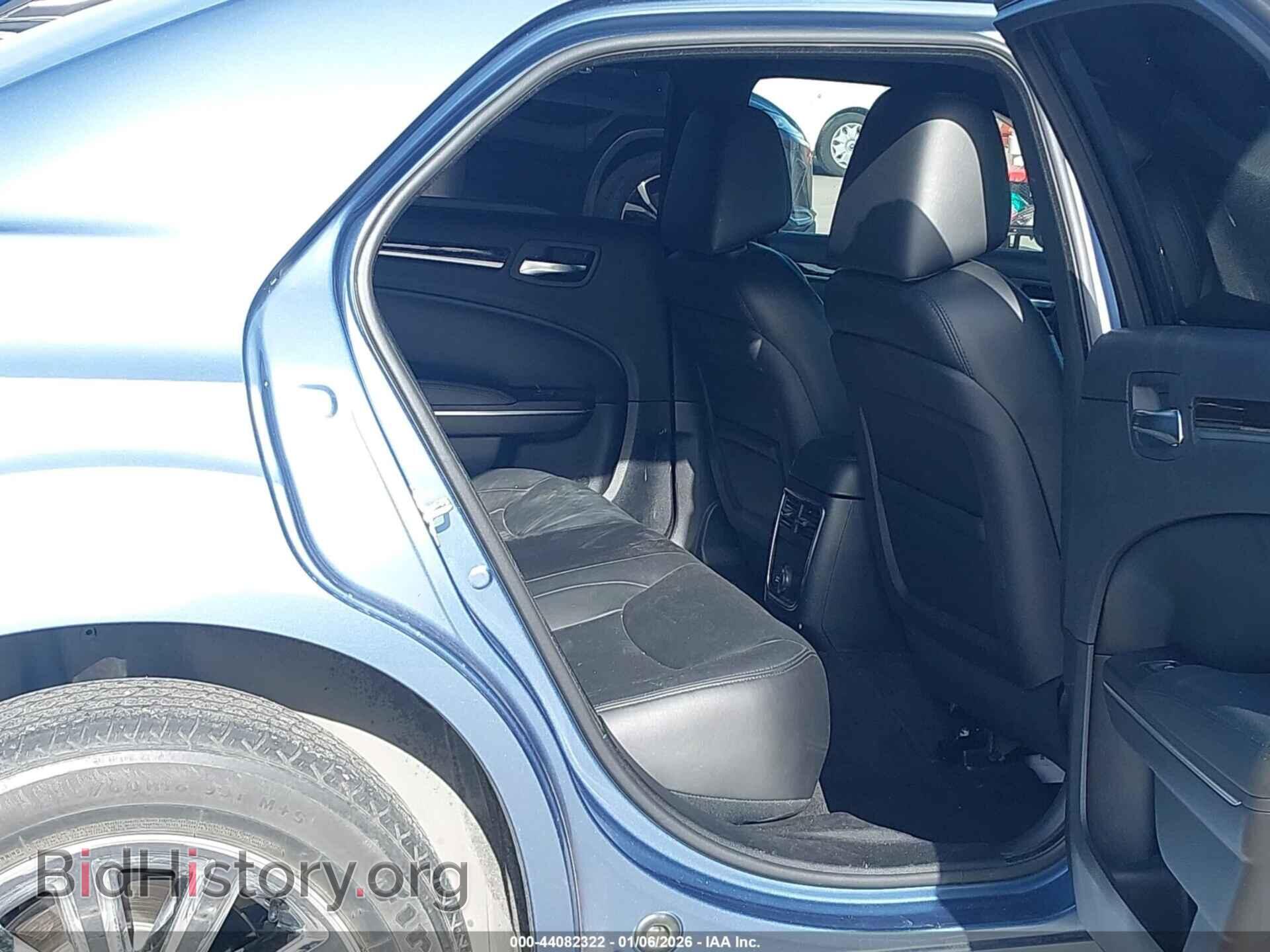 2011 CHRYSLER 300 - VIN: 2C3CA5CG9BH581131 - Фото 8