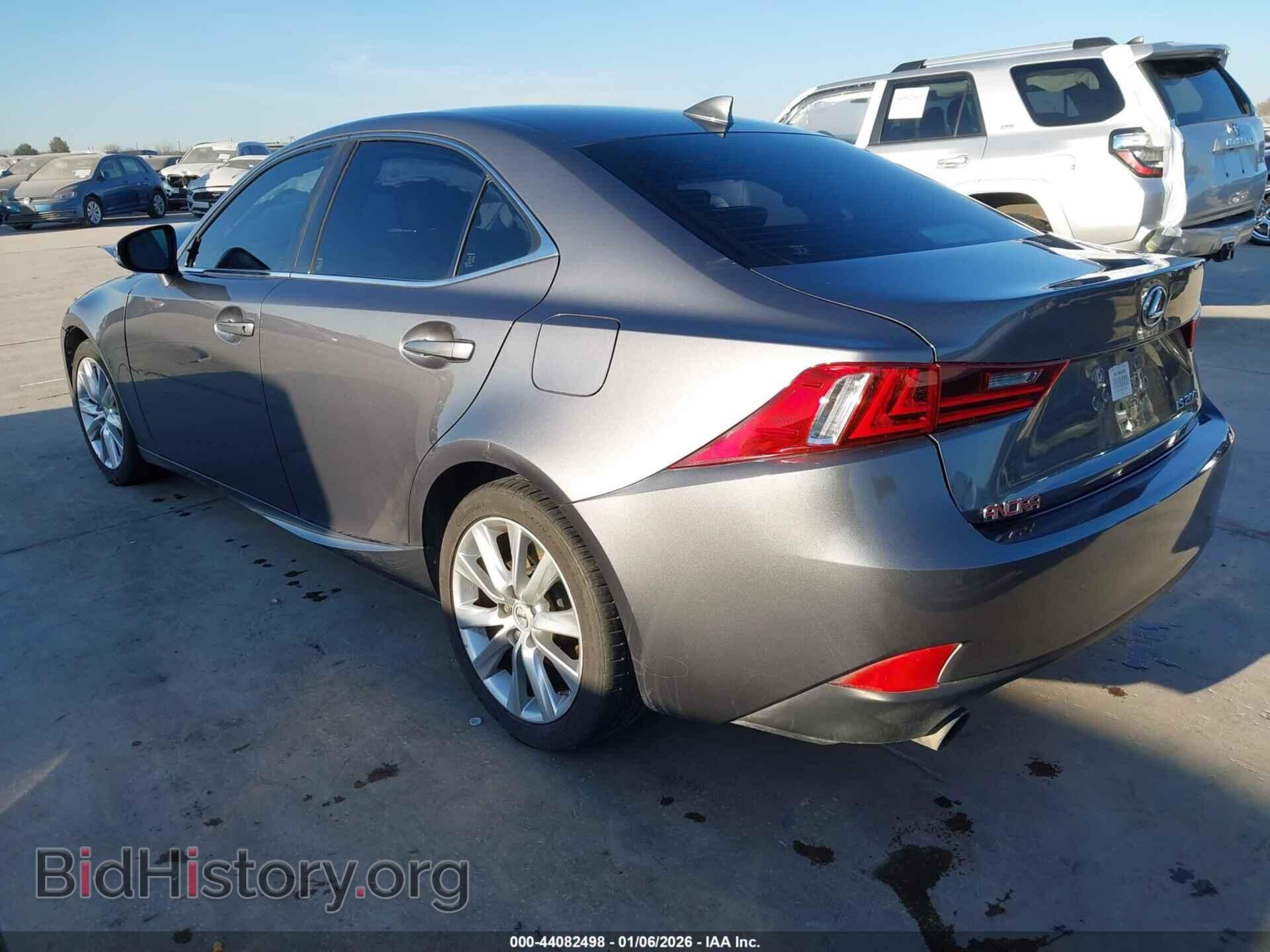 2016 LEXUS IS 200T - VIN: JTHBA1D23G5013263 - Photo 3