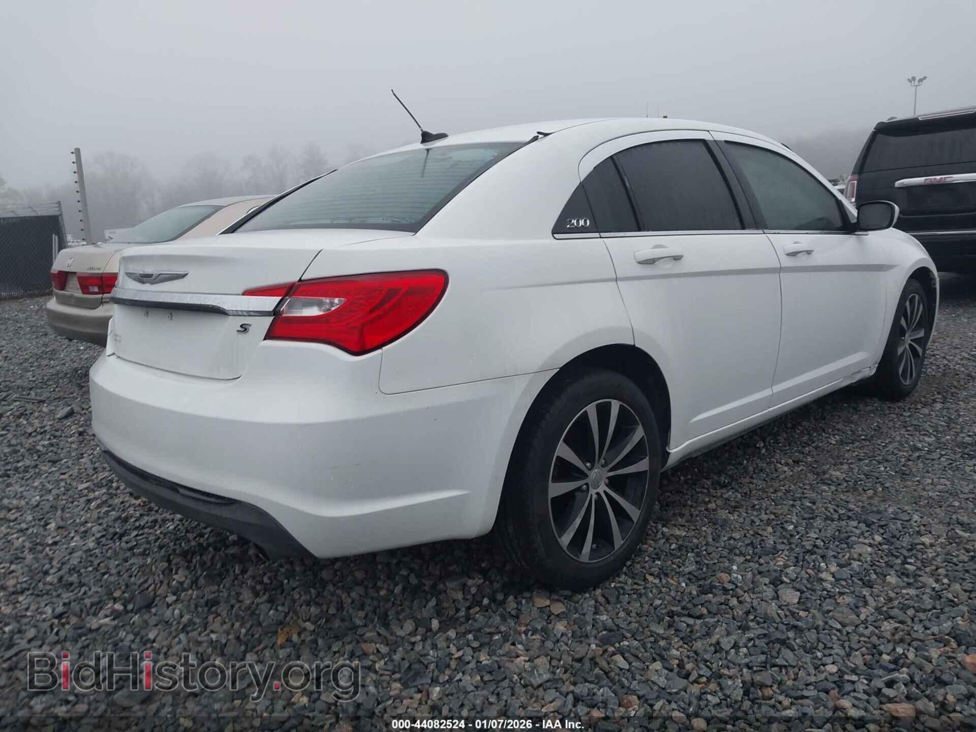 2013 CHRYSLER 200 - VIN: 1C3CCBCG7DN595743 - Фото 4