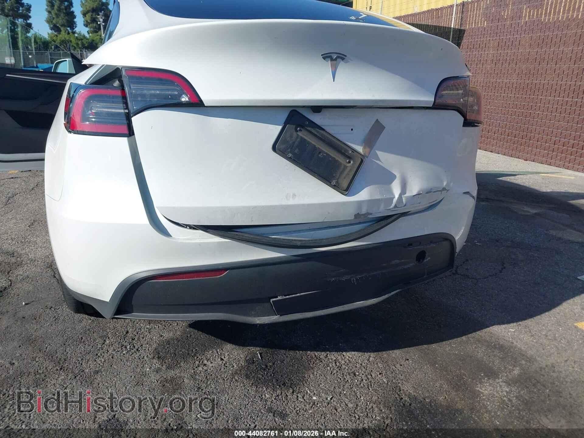 2024 TESLA MODEL Y - VIN: 7SAYGDED0RF003127 - Фото 11
