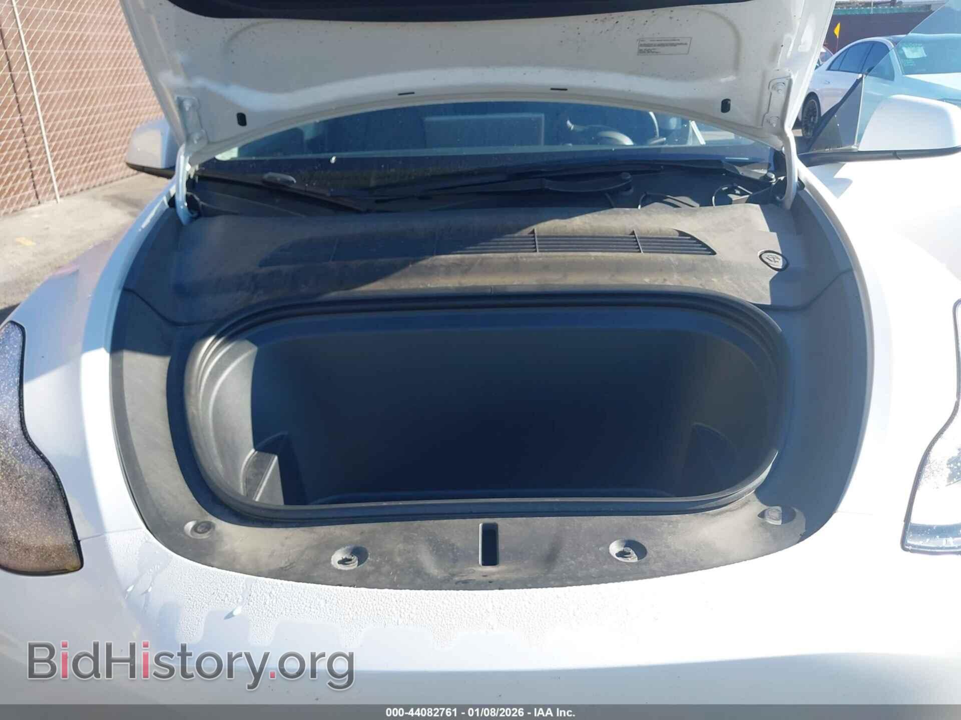 2024 TESLA MODEL Y - VIN: 7SAYGDED0RF003127 - Фото 10
