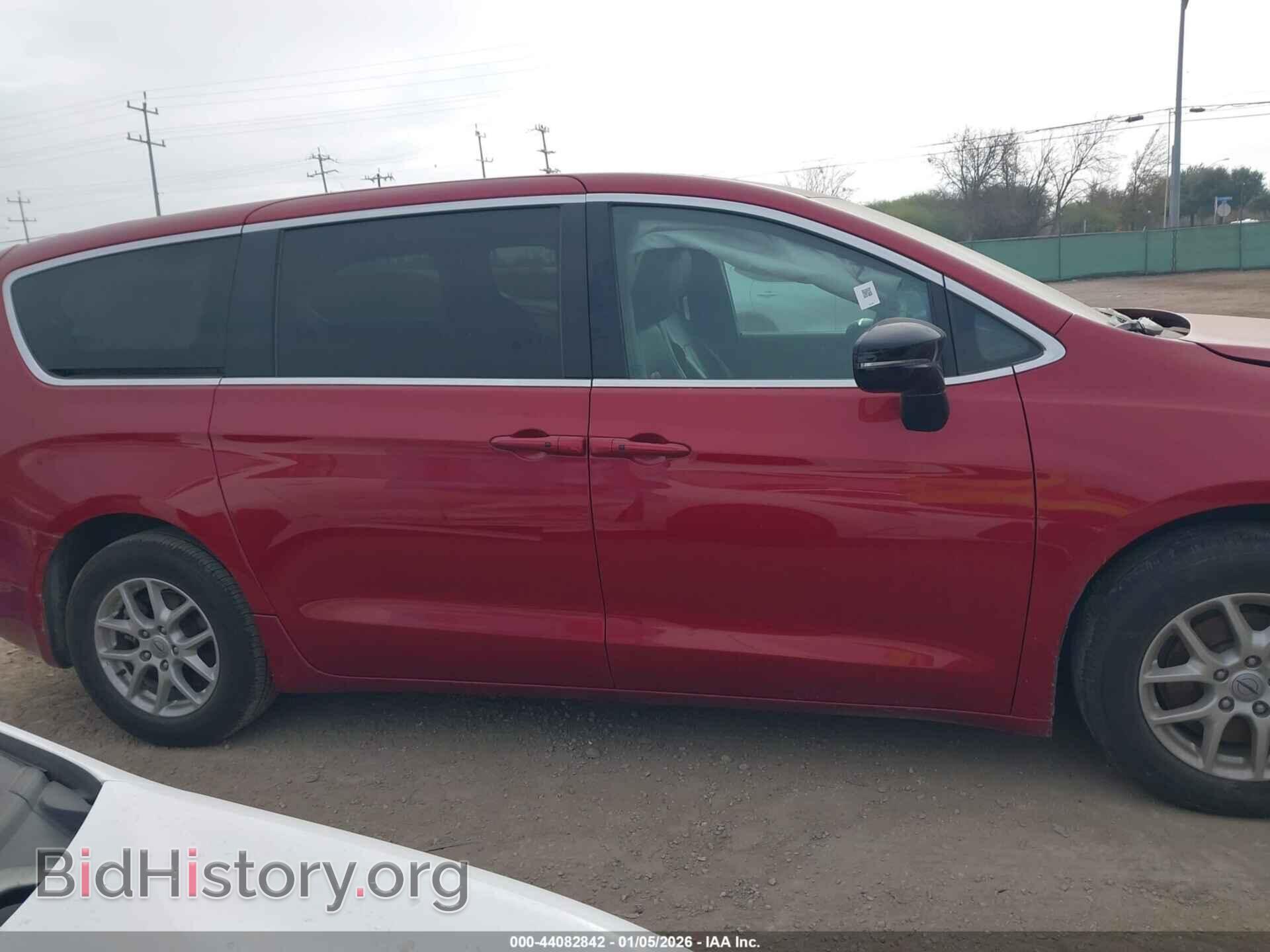 2025 CHRYSLER PACIFICA - VIN: 2C4RC1BG0SR531402 - Фото 13