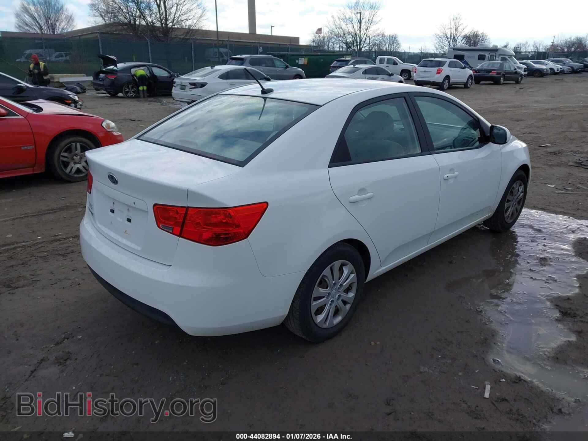 2013 KIA FORTE - VIN: KNAFT4A29D5662724 - Фото 4