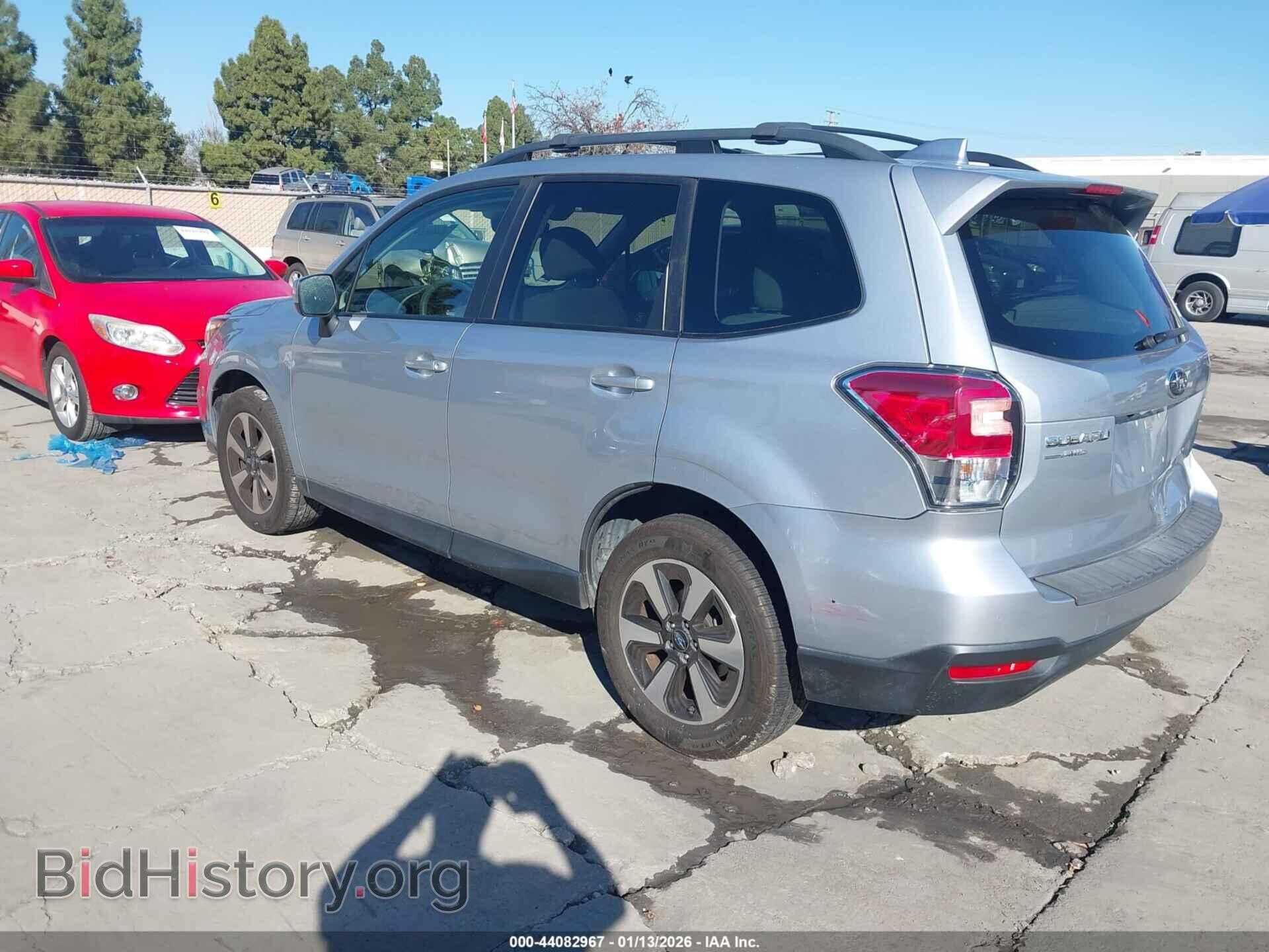 2017 SUBARU FORESTER - VIN: JF2SJAGC0HH431321 - Фото 3