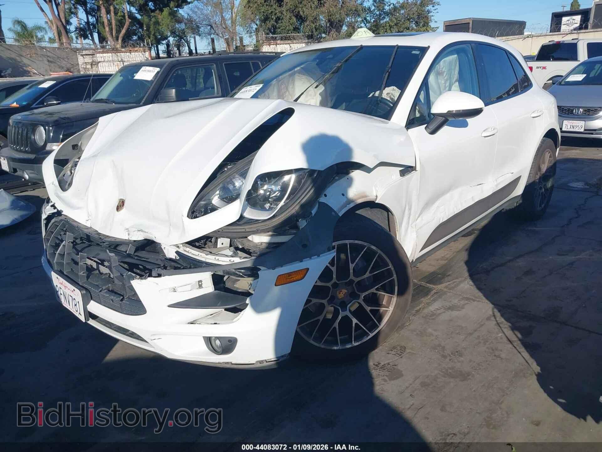 2018 PORSCHE MACAN - VIN: WP1AA2A55JLB14100 - Фото 2