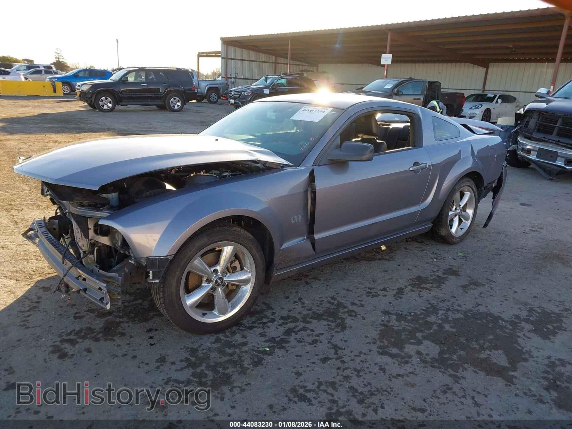 2006 FORD MUSTANG - VIN: 1ZVHT82H165215679 - Фото 2