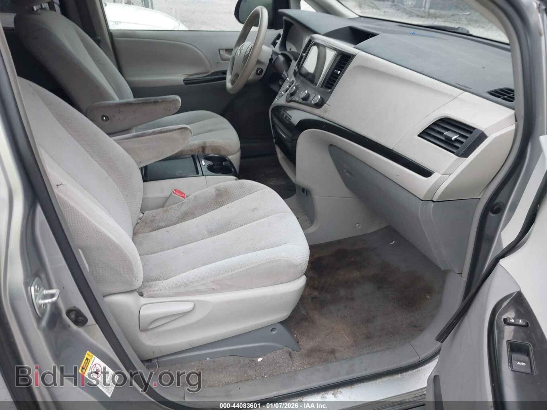 2011 TOYOTA SIENNA - VIN: 5TDKK3DC8BS039072 - Фото 5