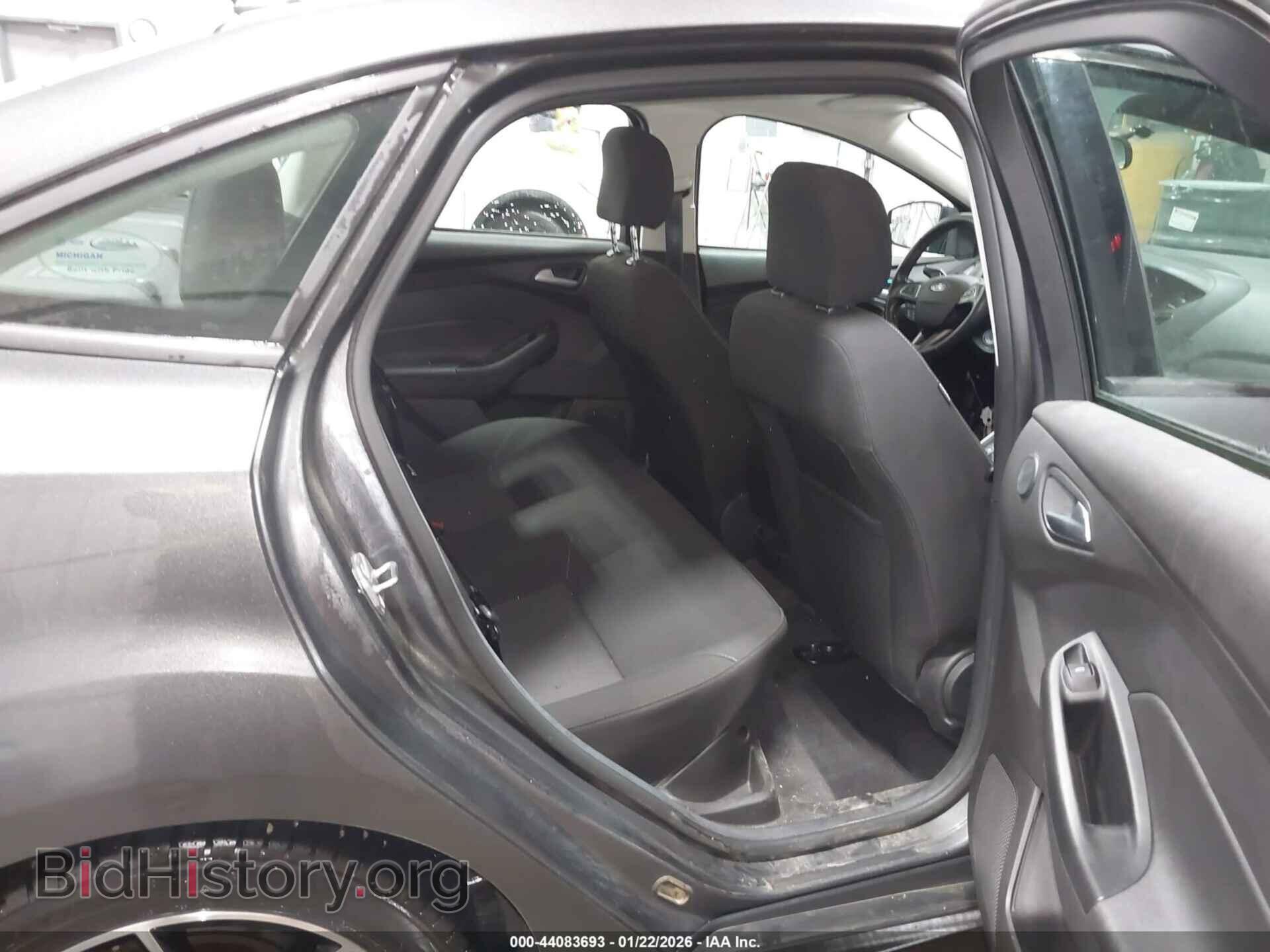 2017 FORD FOCUS - VIN: 1FADP3H21HL320366 - Фото 8