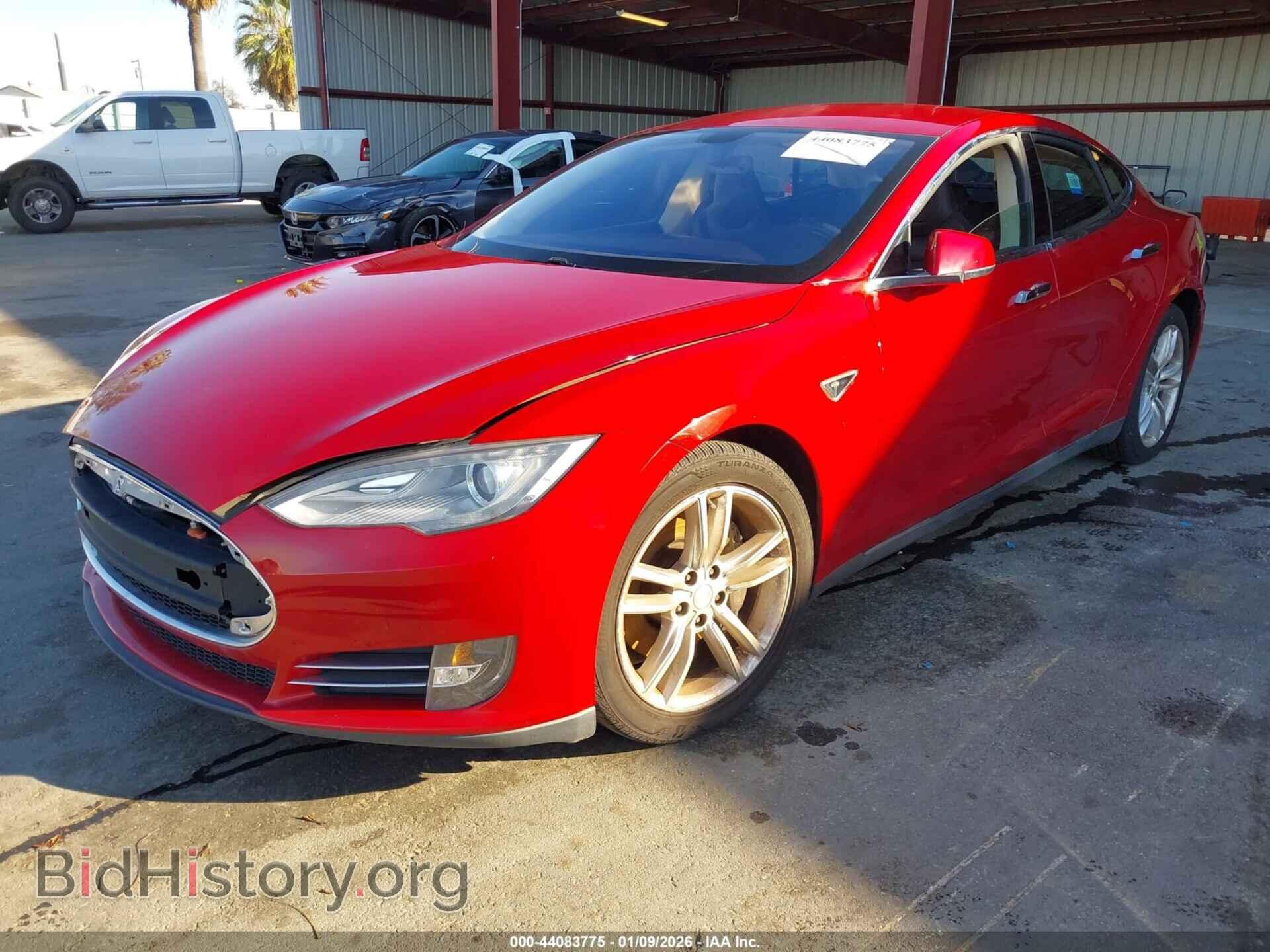 2013 TESLA MODEL S - VIN: 5YJSA1AC3DFP10926 - Фото 2