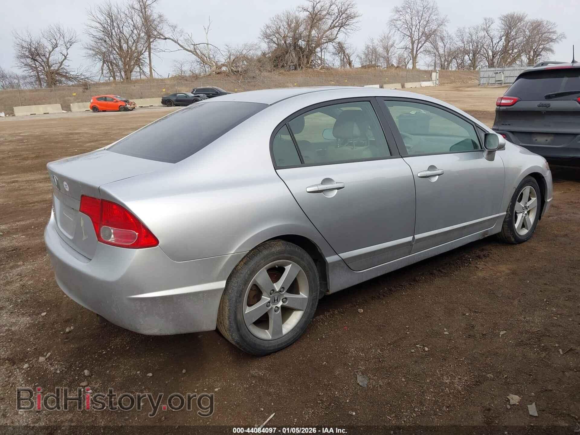 2008 HONDA CIVIC - VIN: 2HGFA16888H332349 - Фото 4
