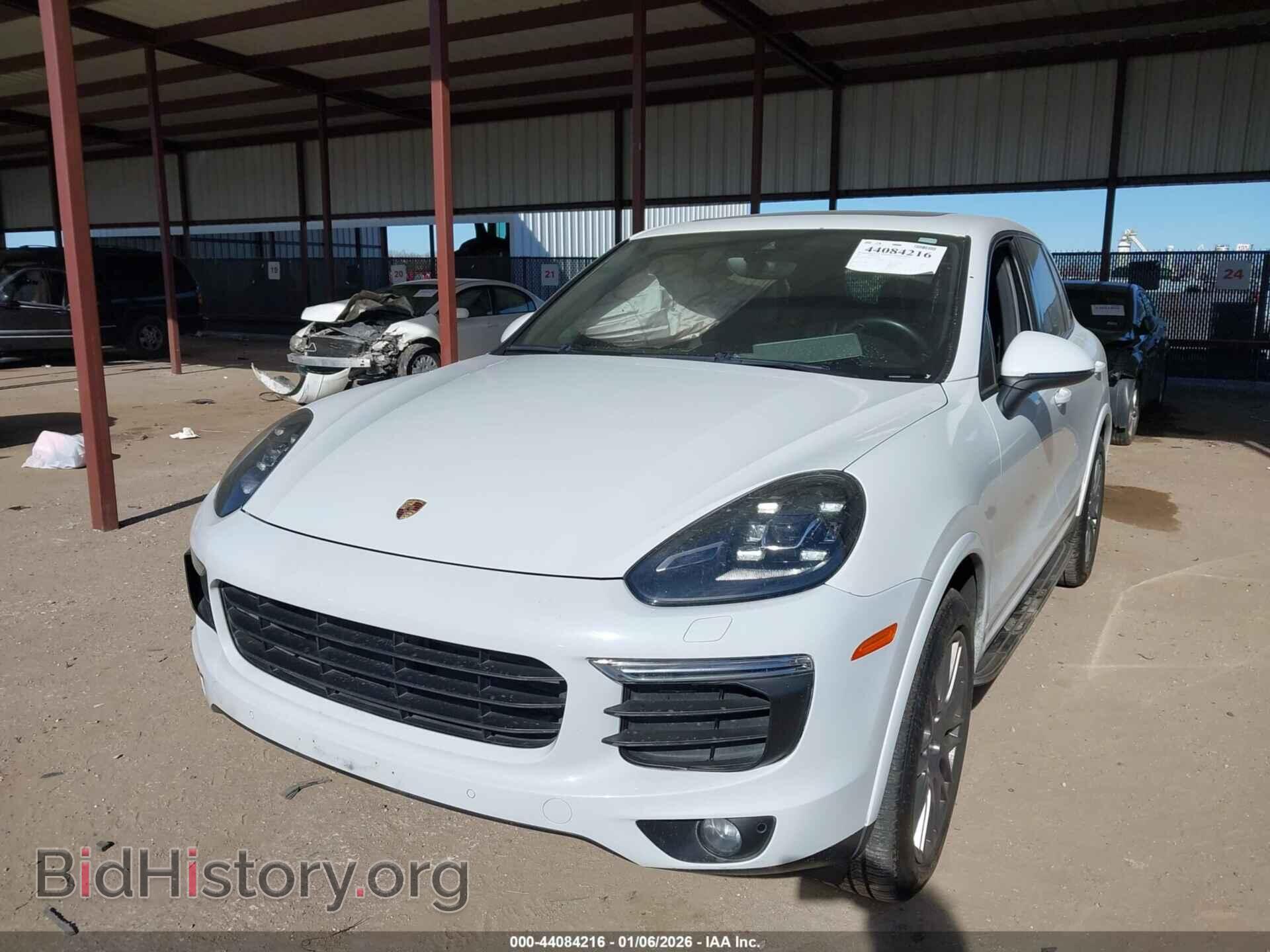 2017 PORSCHE CAYENNE - VIN: WP1AA2A21HKA84809 - Фото 2