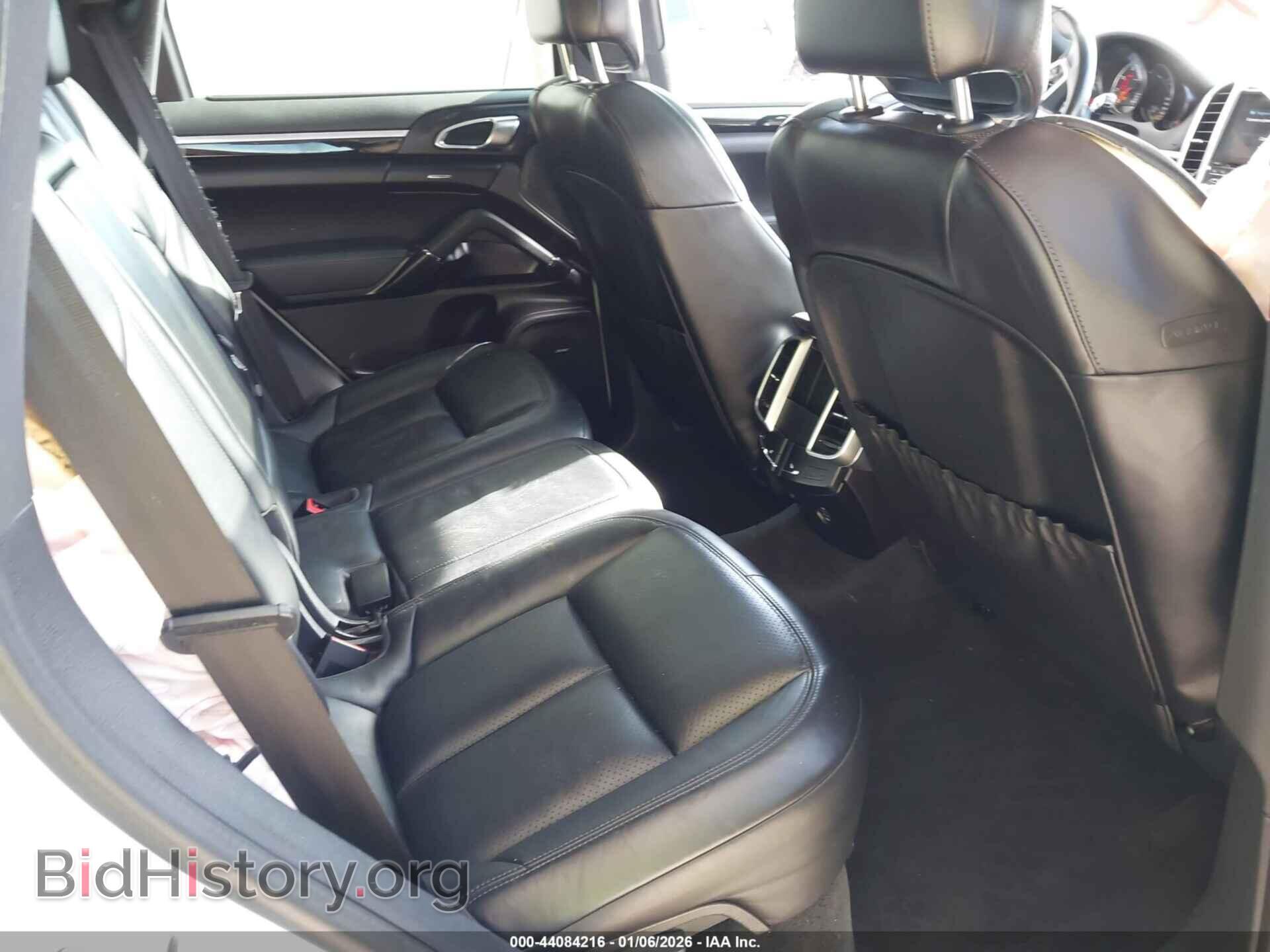 2017 PORSCHE CAYENNE - VIN: WP1AA2A21HKA84809 - Фото 8