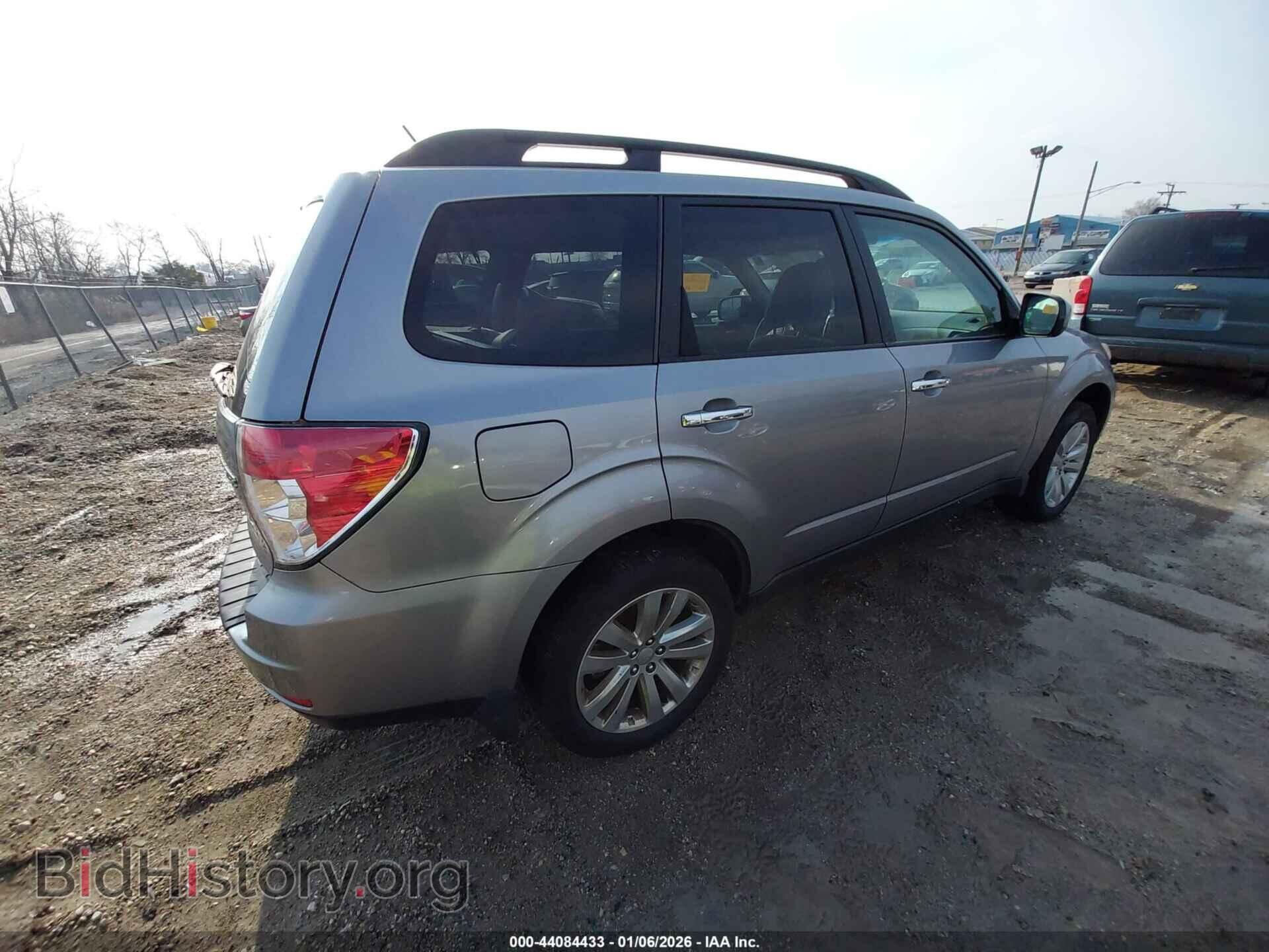 2011 SUBARU FORESTER - VIN: JF2SHBECXBH736188 - Фото 4