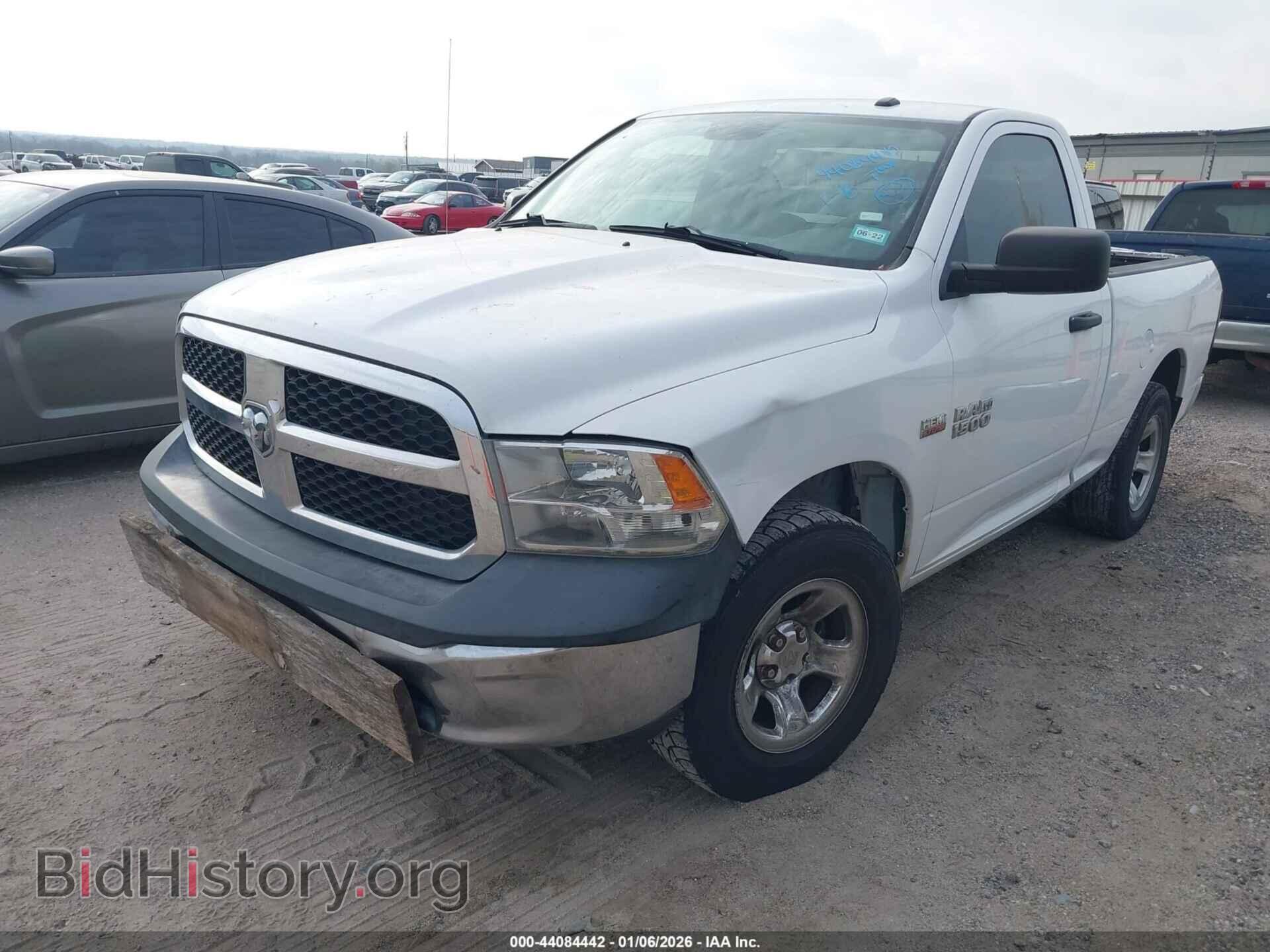 2015 RAM 1500 - VIN: 3C6JR6AT4FG584887 - Фото 2