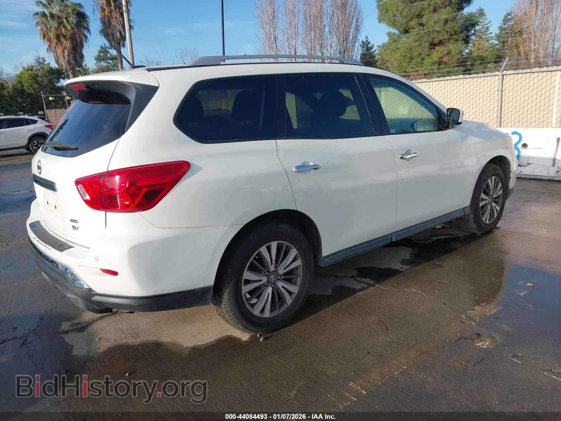 2017 NISSAN PATHFINDER - VIN: 5N1DR2MM1HC635122 - Фото 4