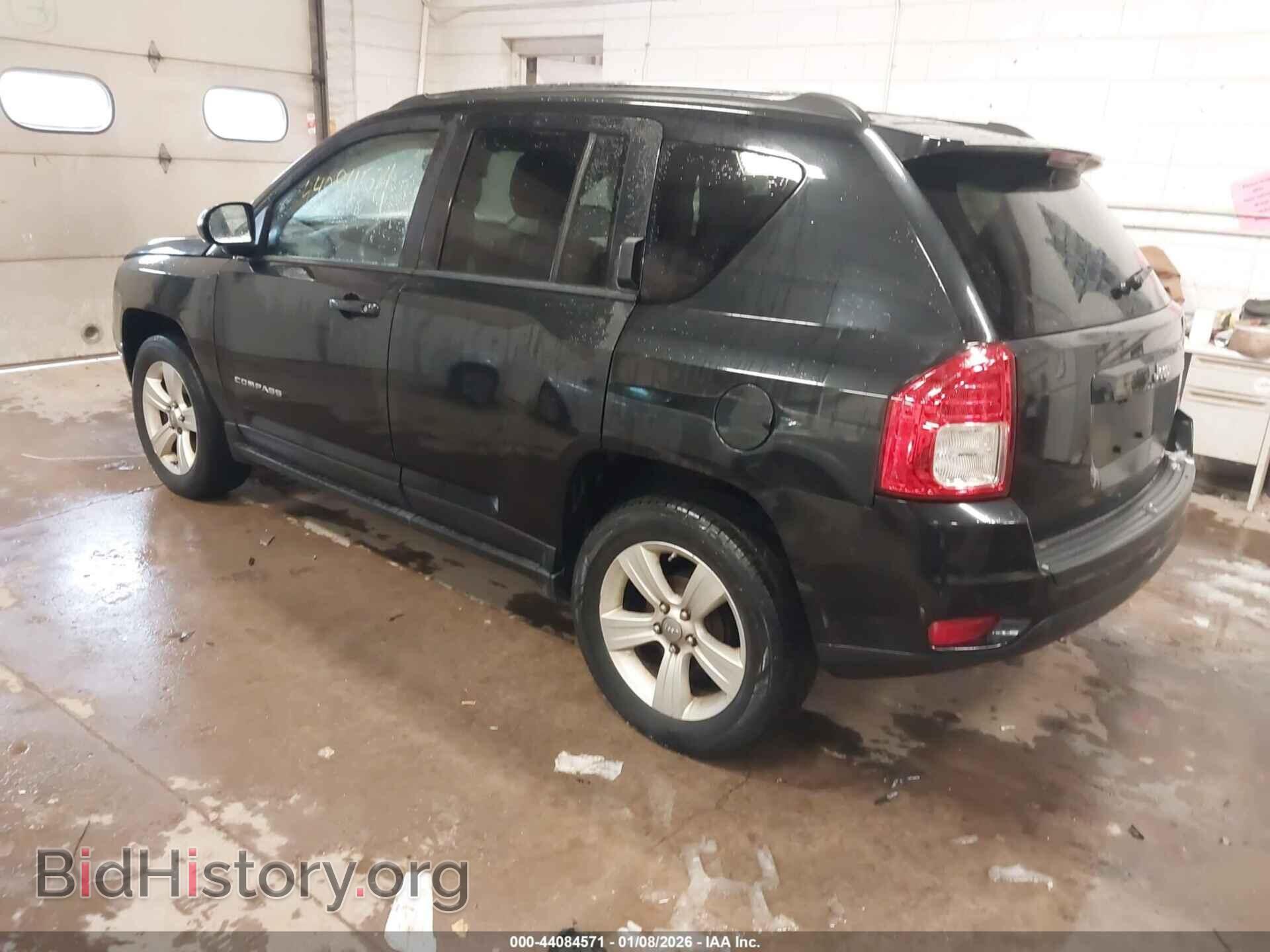 2011 JEEP COMPASS - VIN: 1J4NT1FB7BD139432 - Фото 3