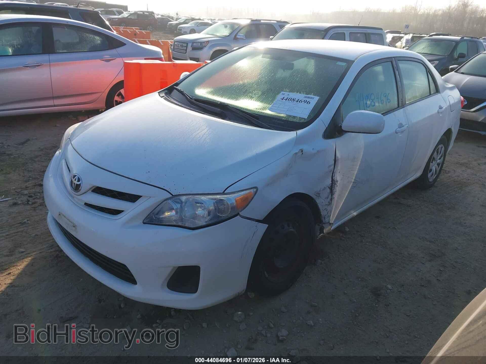 2011 TOYOTA COROLLA - VIN: 2T1BU4EE7BC653555 - Фото 2