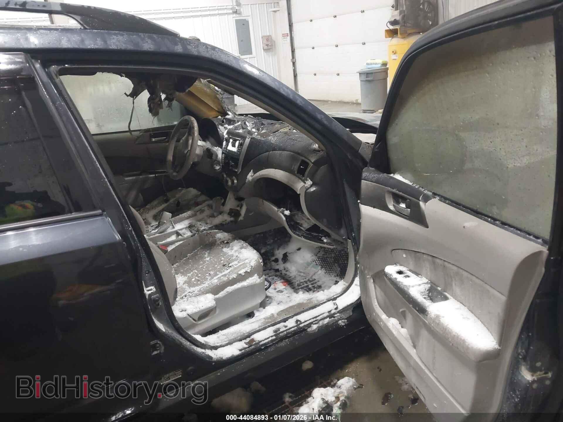 2011 SUBARU FORESTER - VIN: JF2SHAEC2BH703339 - Фото 5