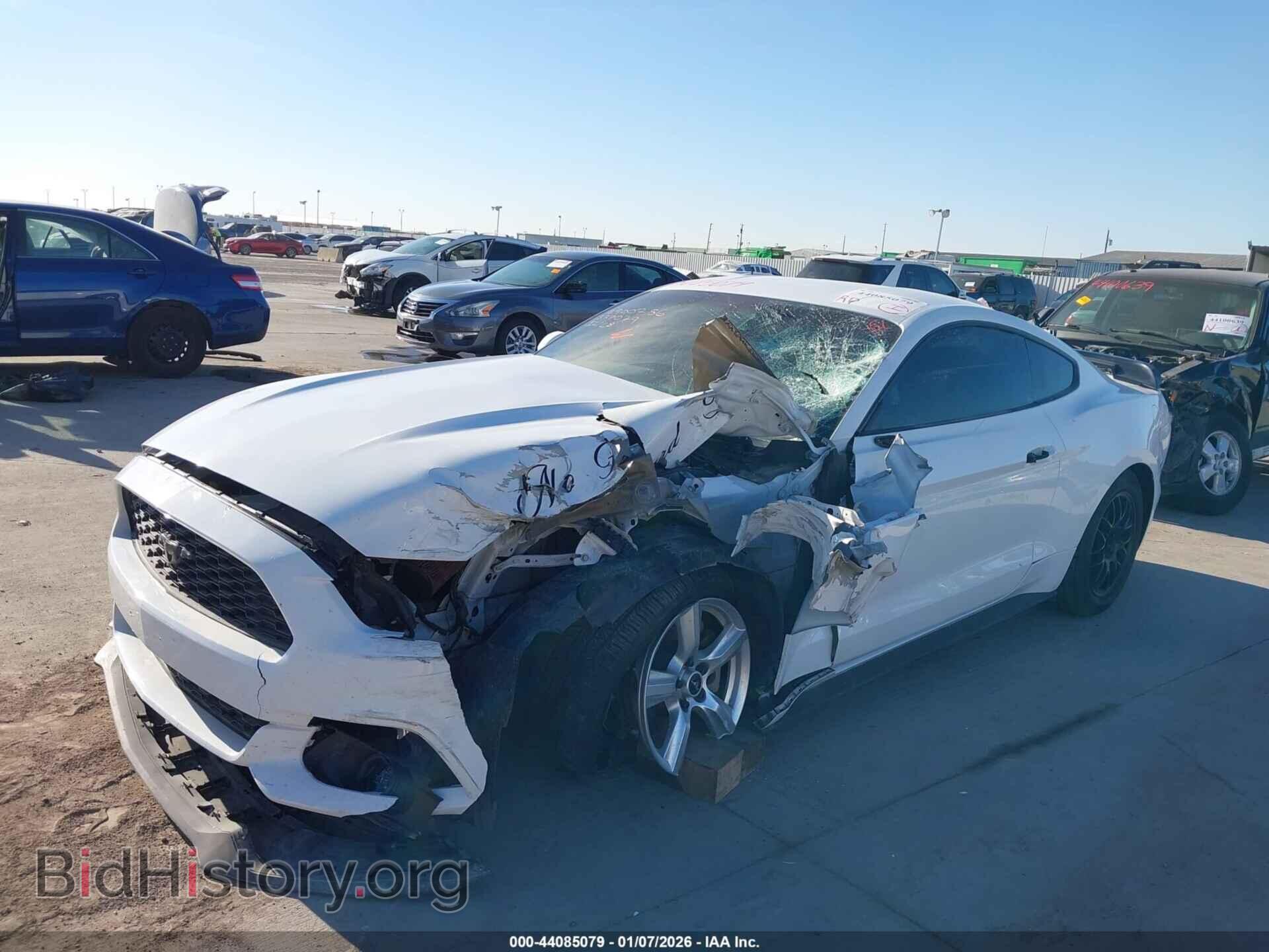2015 FORD MUSTANG - VIN: 1FA6P8TH7F5338079 - Фото 2