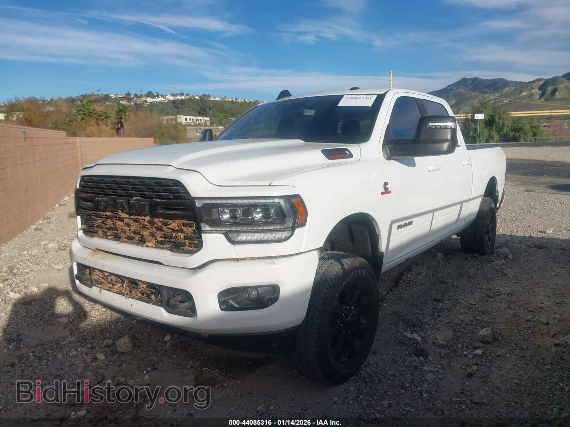 2024 RAM 2500 - VIN: 3C6UR5DL1RG375680 - Фото 2