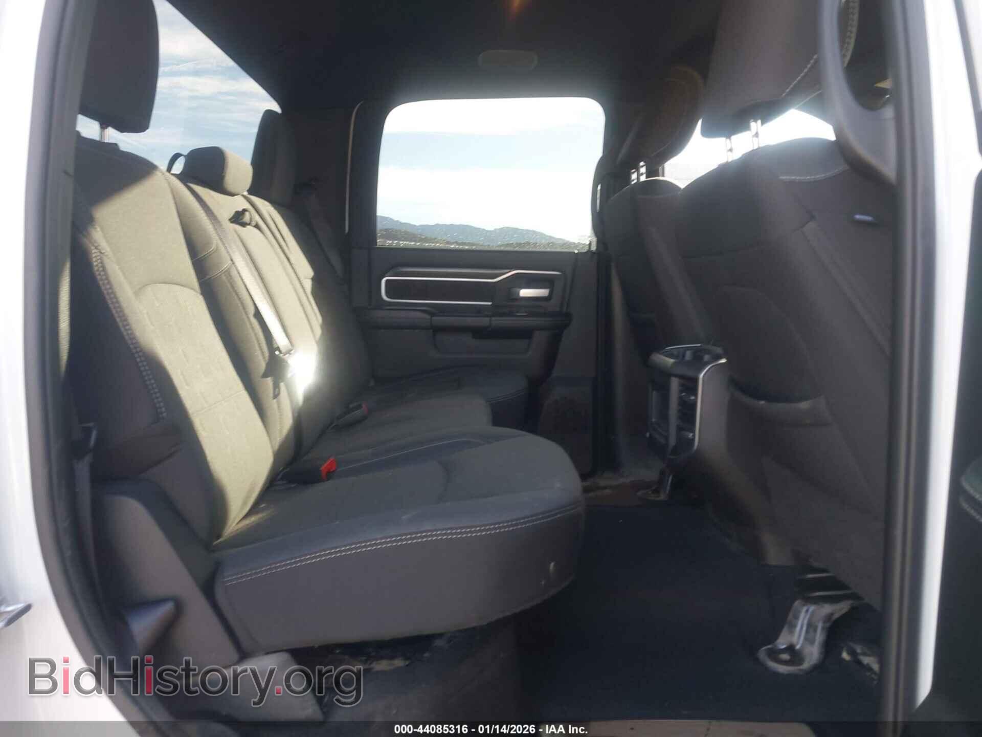 2024 RAM 2500 - VIN: 3C6UR5DL1RG375680 - Фото 8