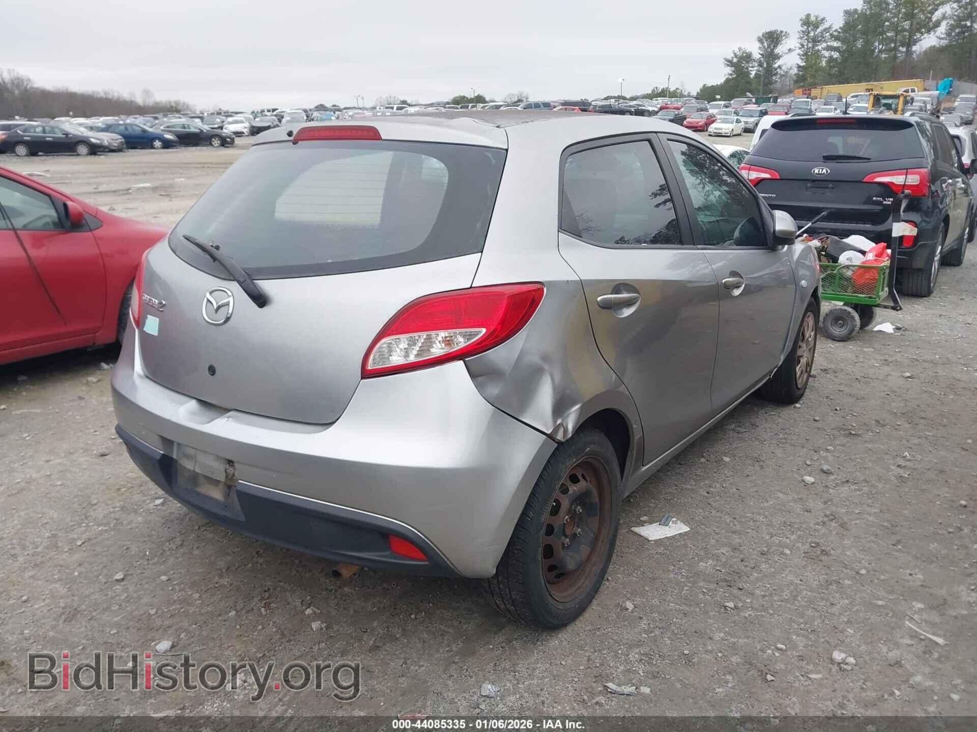 2011 MAZDA MAZDA2 - VIN: JM1DE1HY5B0119099 - Фото 4