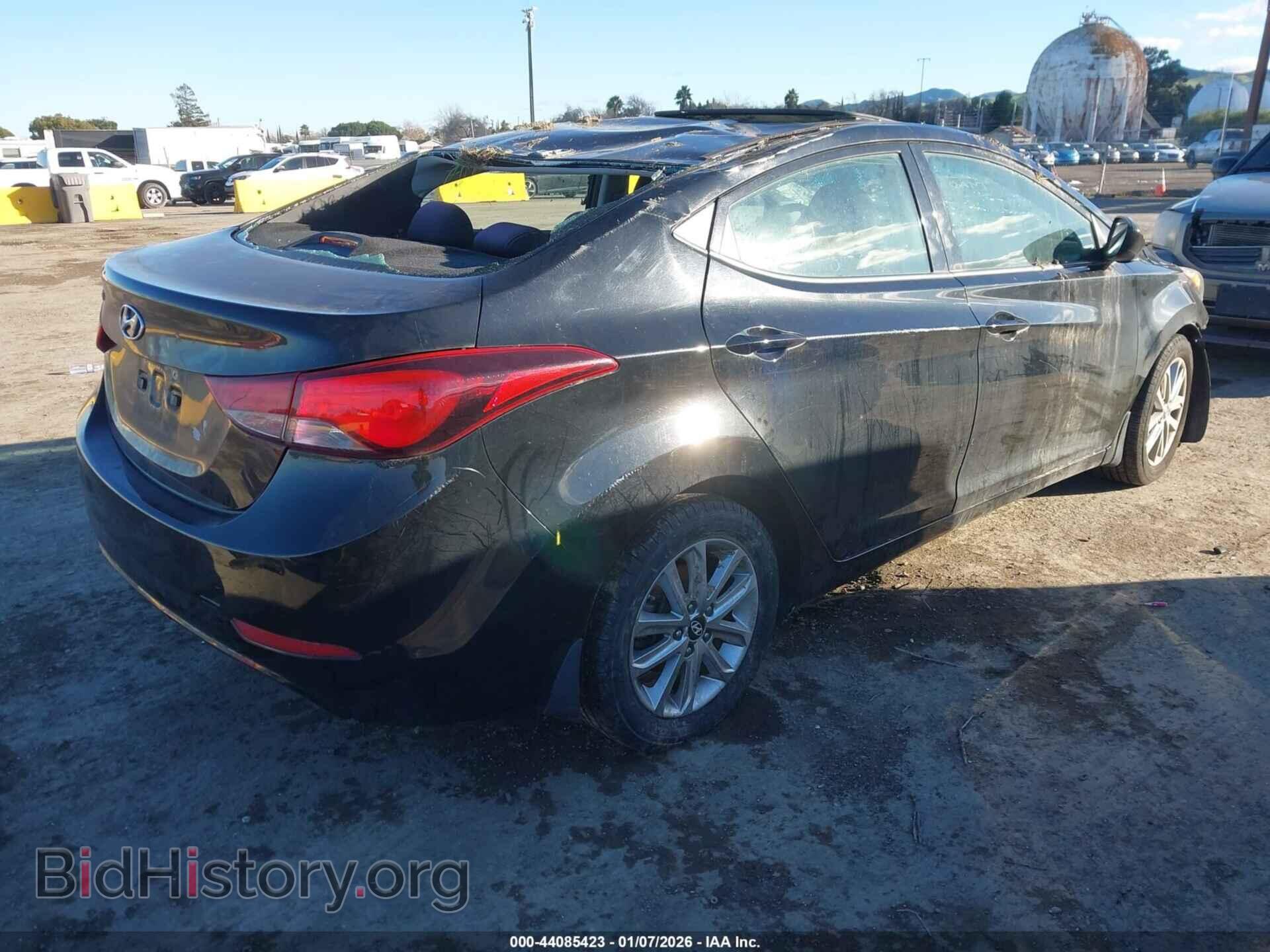 2015 HYUNDAI ELANTRA - VIN: 5NPDH4AE8FH571663 - Фото 4