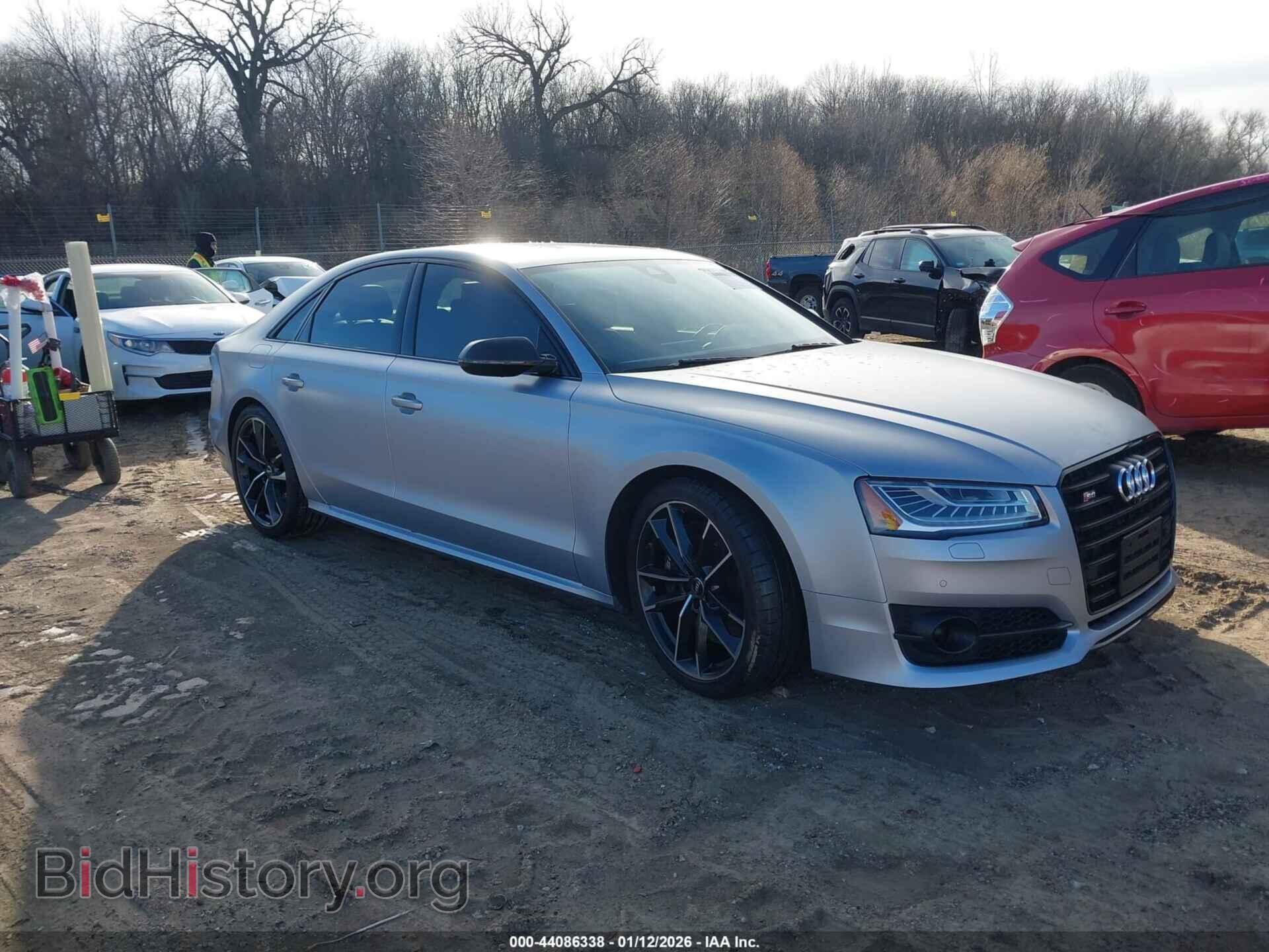 Photo WUAJ5AFD9HN901228 - AUDI S8 2017