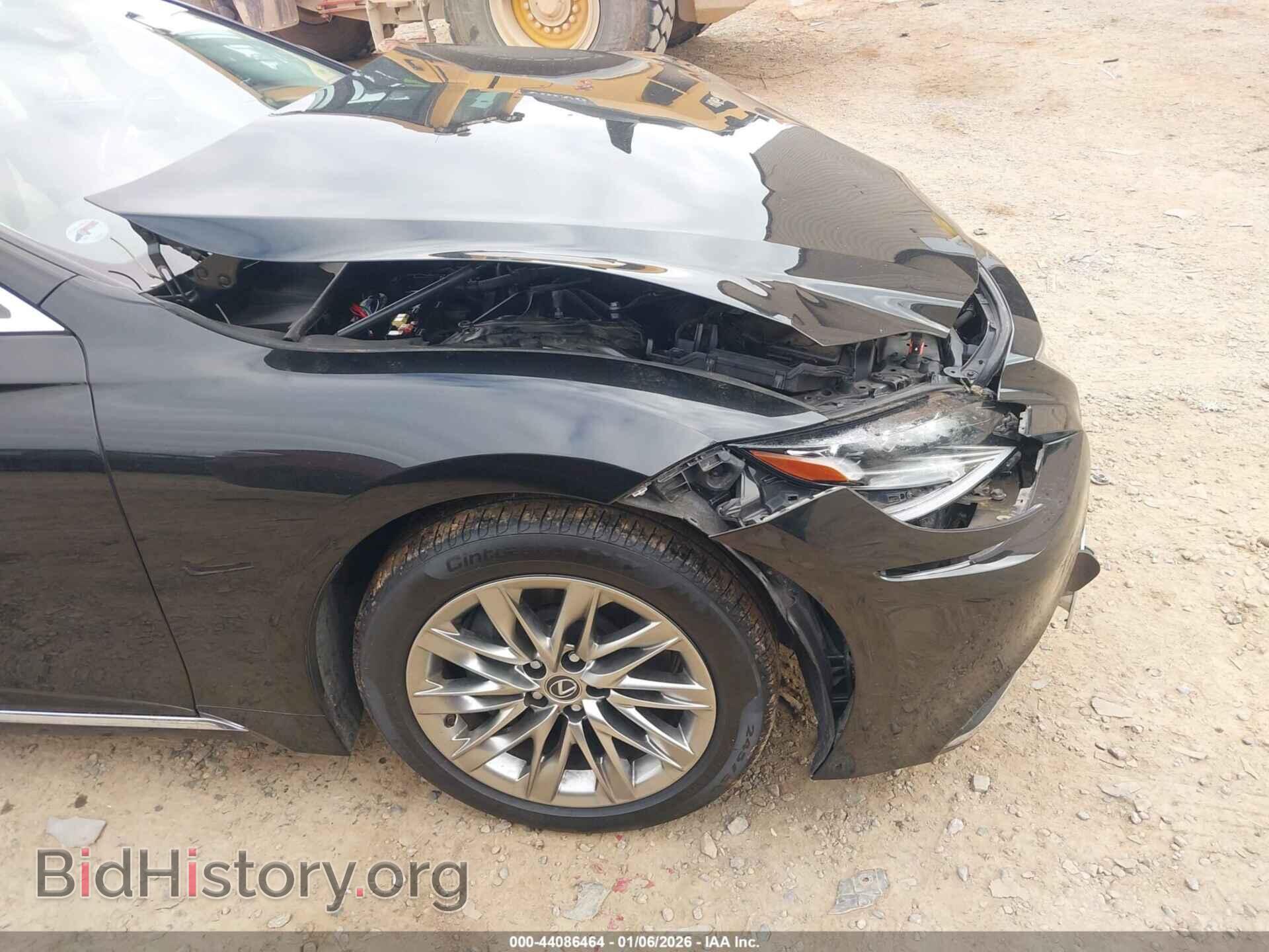 2018 LEXUS LS 500 - VIN: JTHB51FF0J5001499 - Photo 6