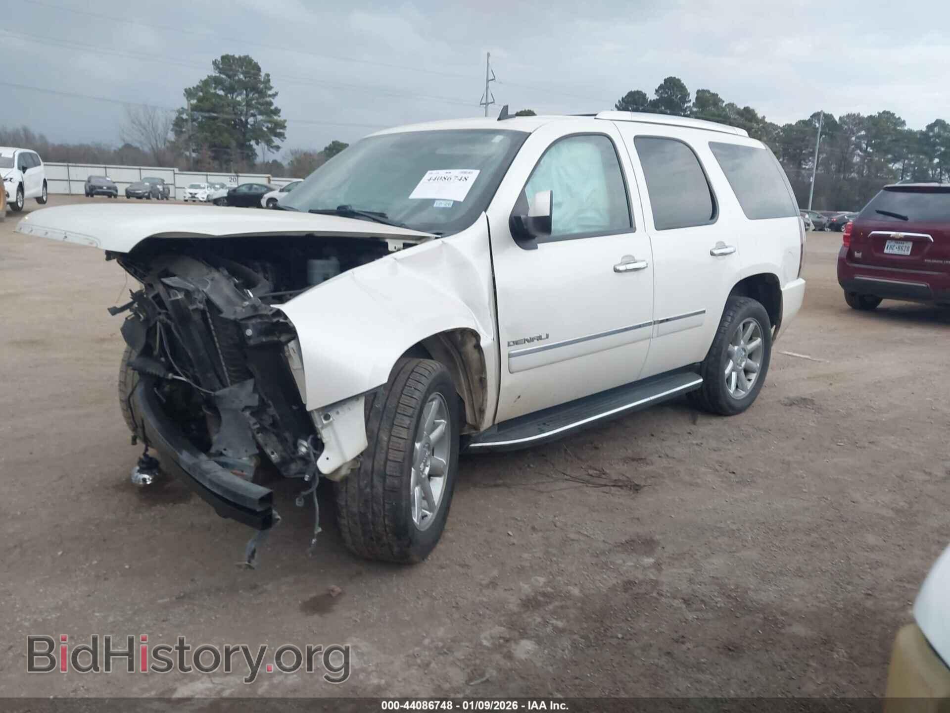 2010 GMC YUKON - VIN: 1GKUKEEF5AR253368 - Фото 2