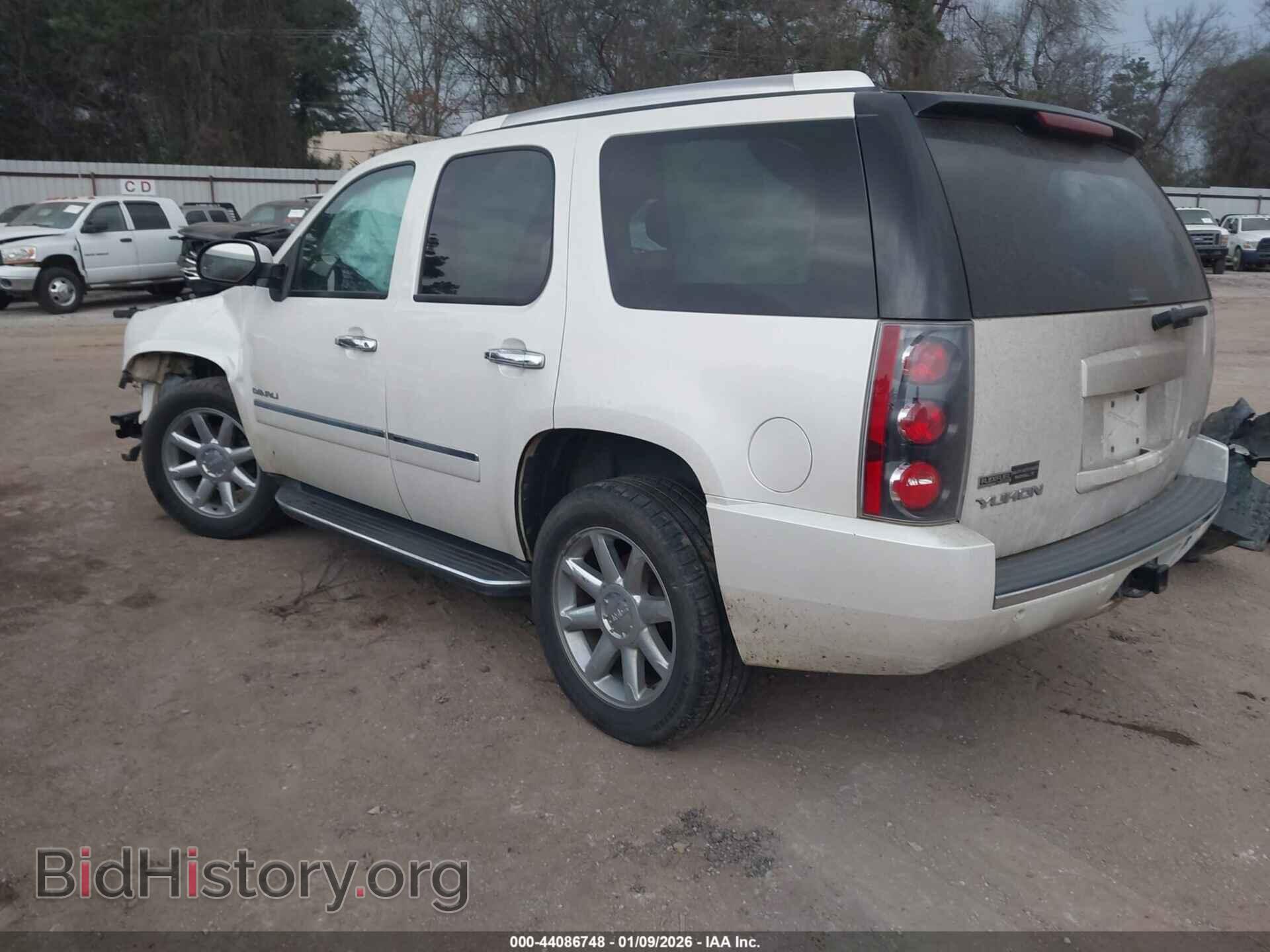 2010 GMC YUKON - VIN: 1GKUKEEF5AR253368 - Фото 3