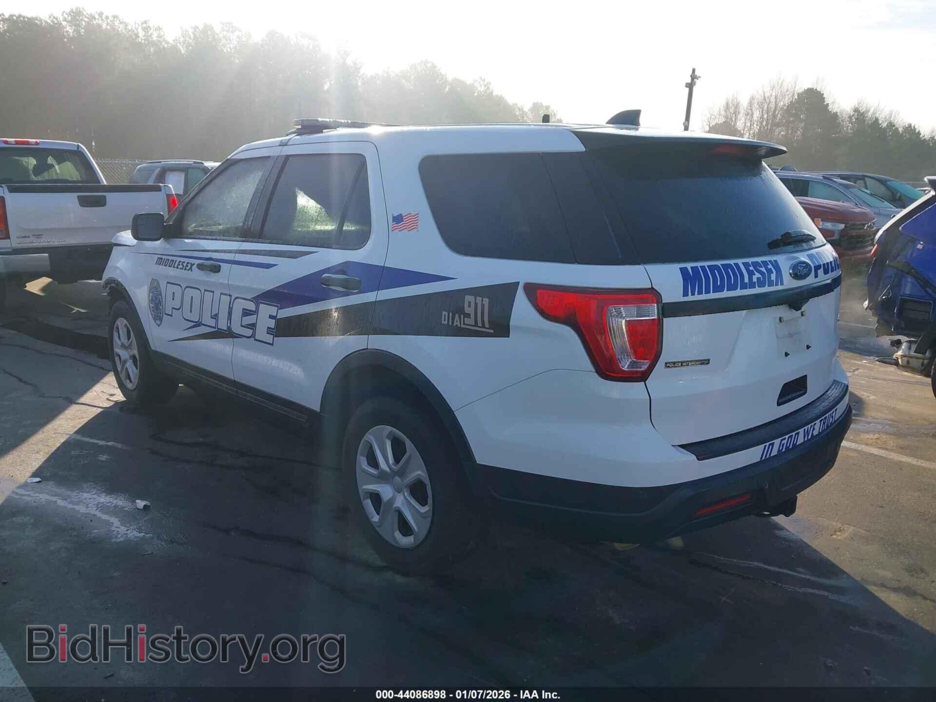 2018 FORD POLICE INTERCEPTOR UTILITY - VIN: 1FM5K8AR6JGB00233 - Фото 3